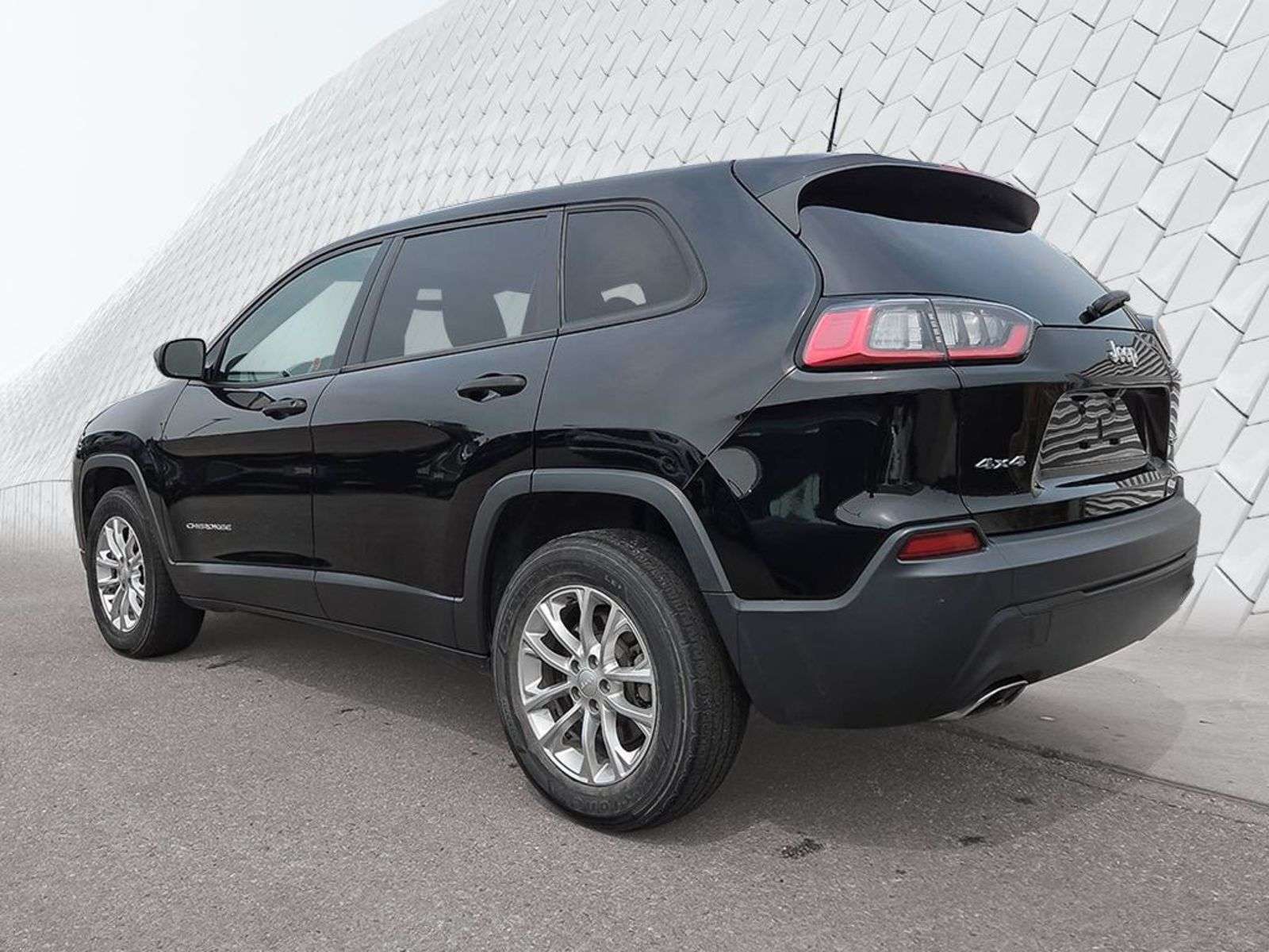 2019 Jeep Cherokee SPORT V6, HEATED SEATS/WHEEL, LOW KM — снимка 1