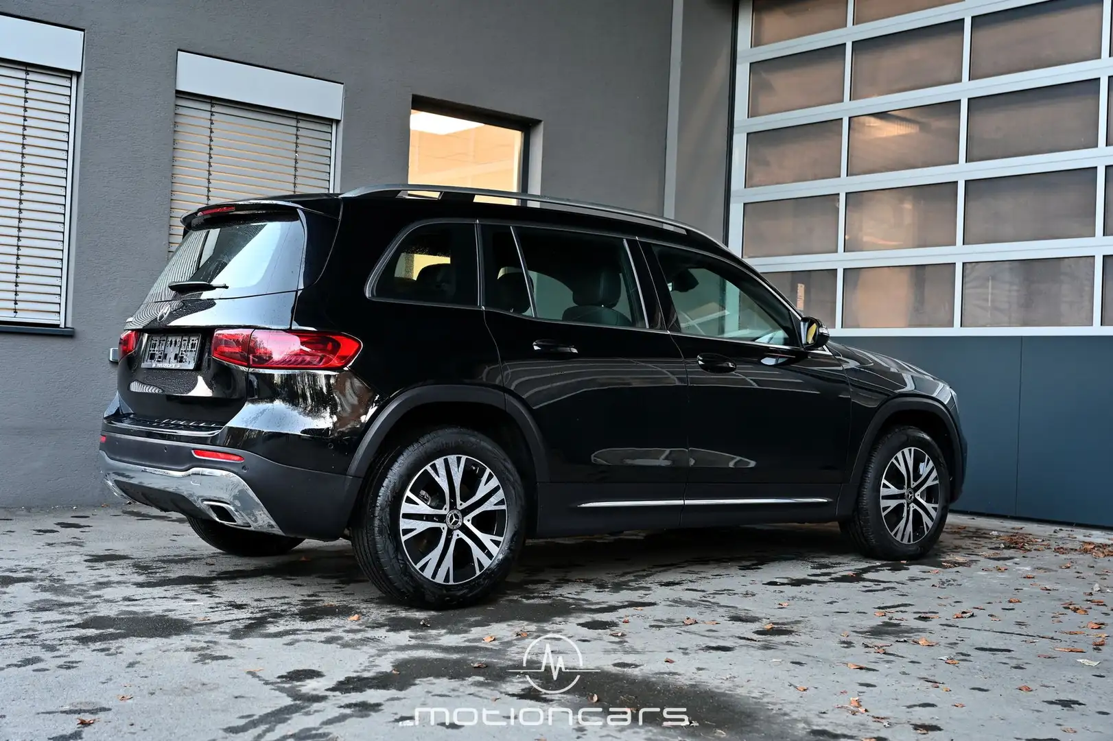 Mercedes-Benz GLB 200 GLB-Klasse GLB 200 d Progressive 7-Sitzer EXP € 3 Czarny - 2