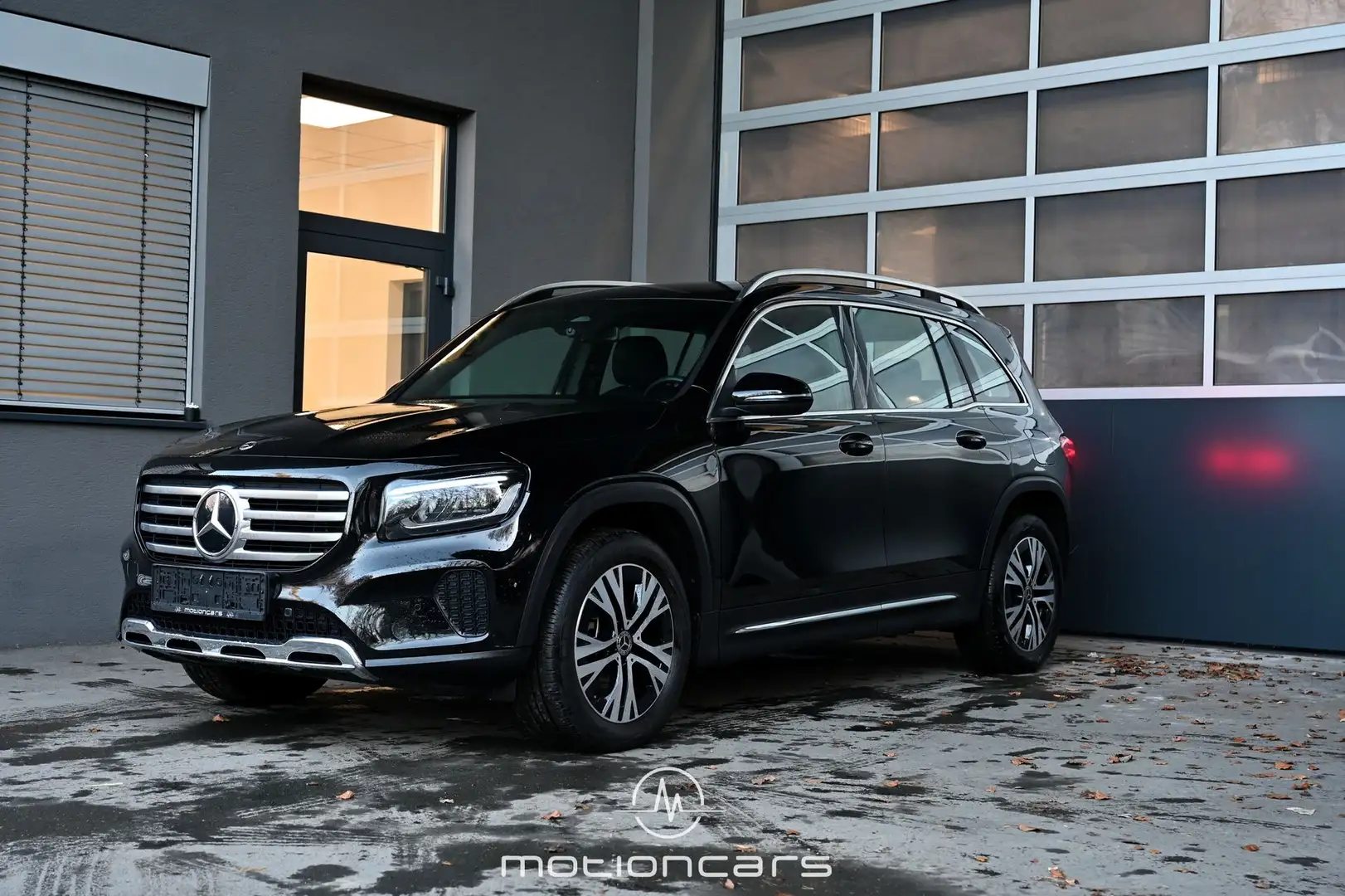 Mercedes-Benz GLB 200 GLB-Klasse GLB 200 d Progressive 7-Sitzer EXP € 3 Czarny - 1