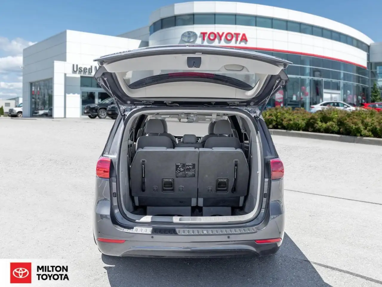 Kia Sedona photo Kia Sedona