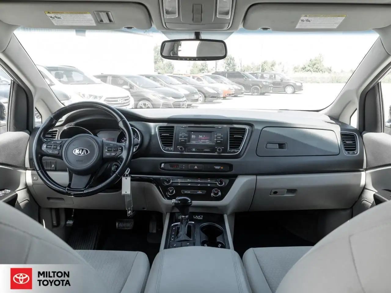 Kia Sedona photo Kia Sedona