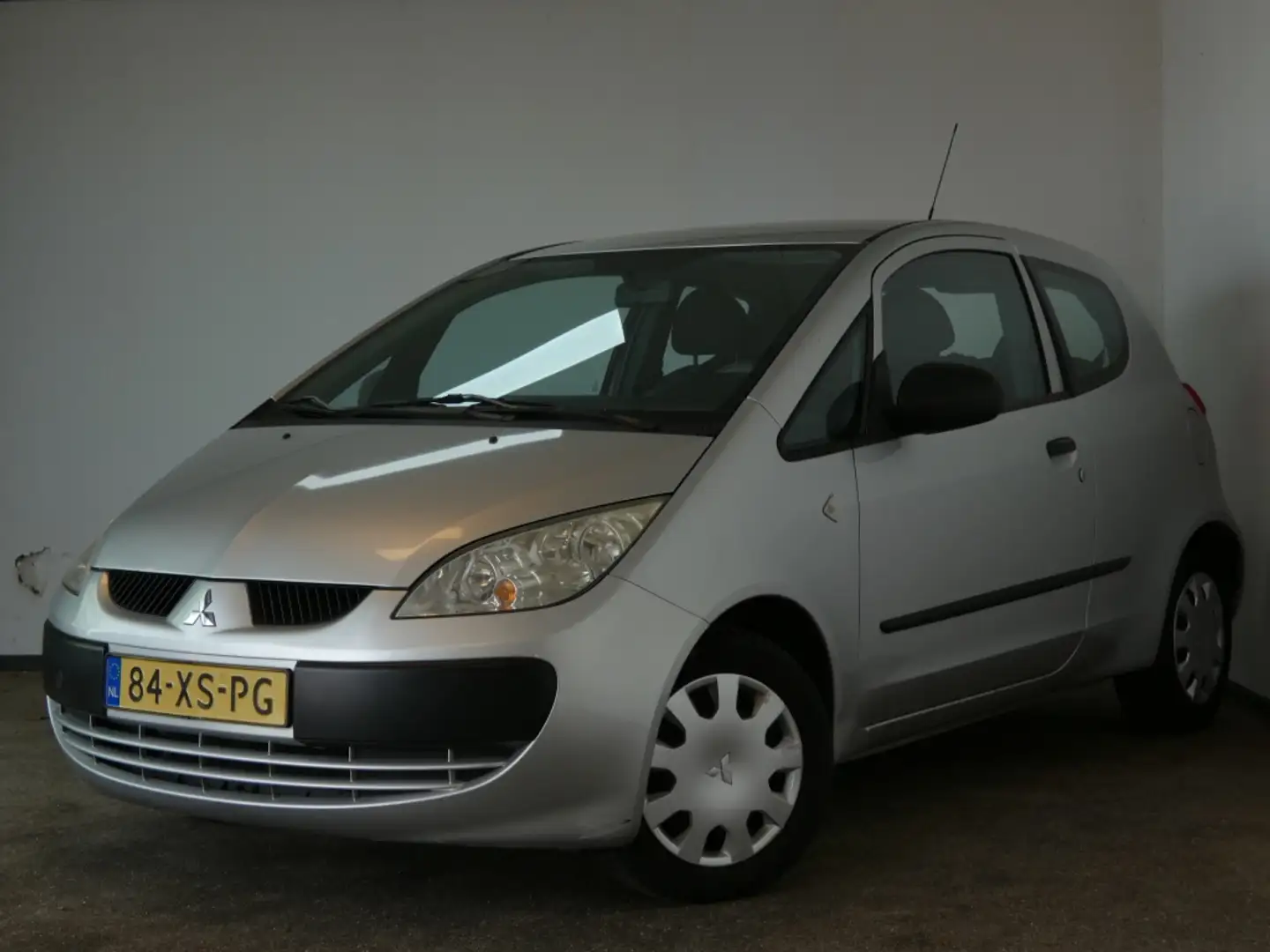 Mitsubishi Colt 1.1 CZ3 Nwe APK airco Grijs - 1