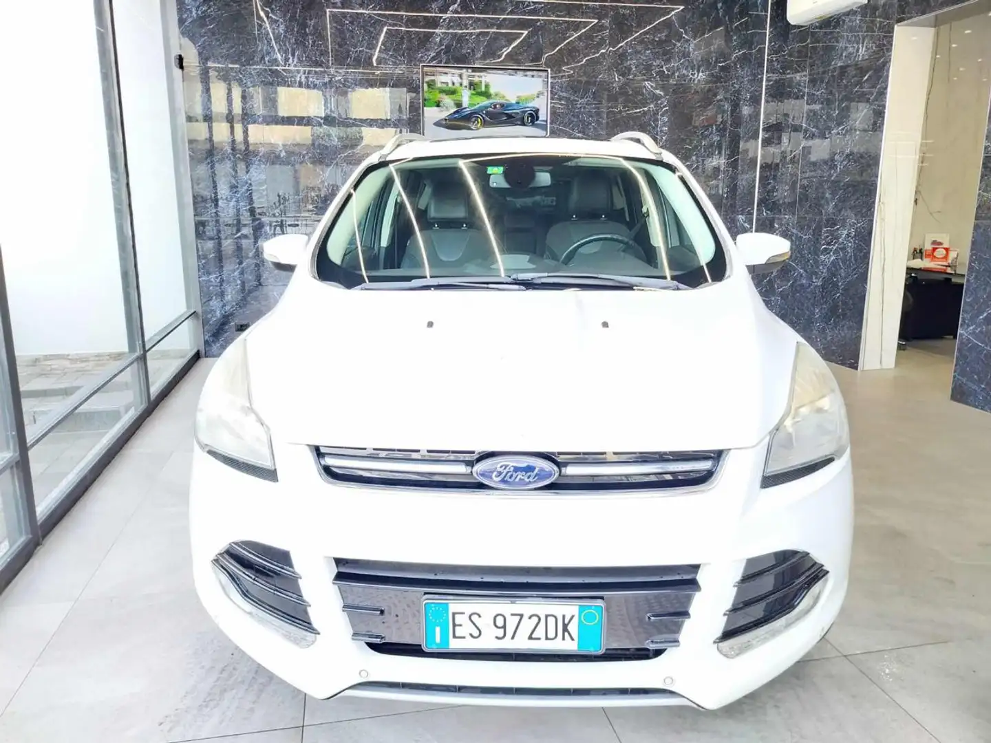 Ford Kuga 2.0 TDCI 140 CV 4WD Titanium (Garanzia 12Mesi) Bianco - 1