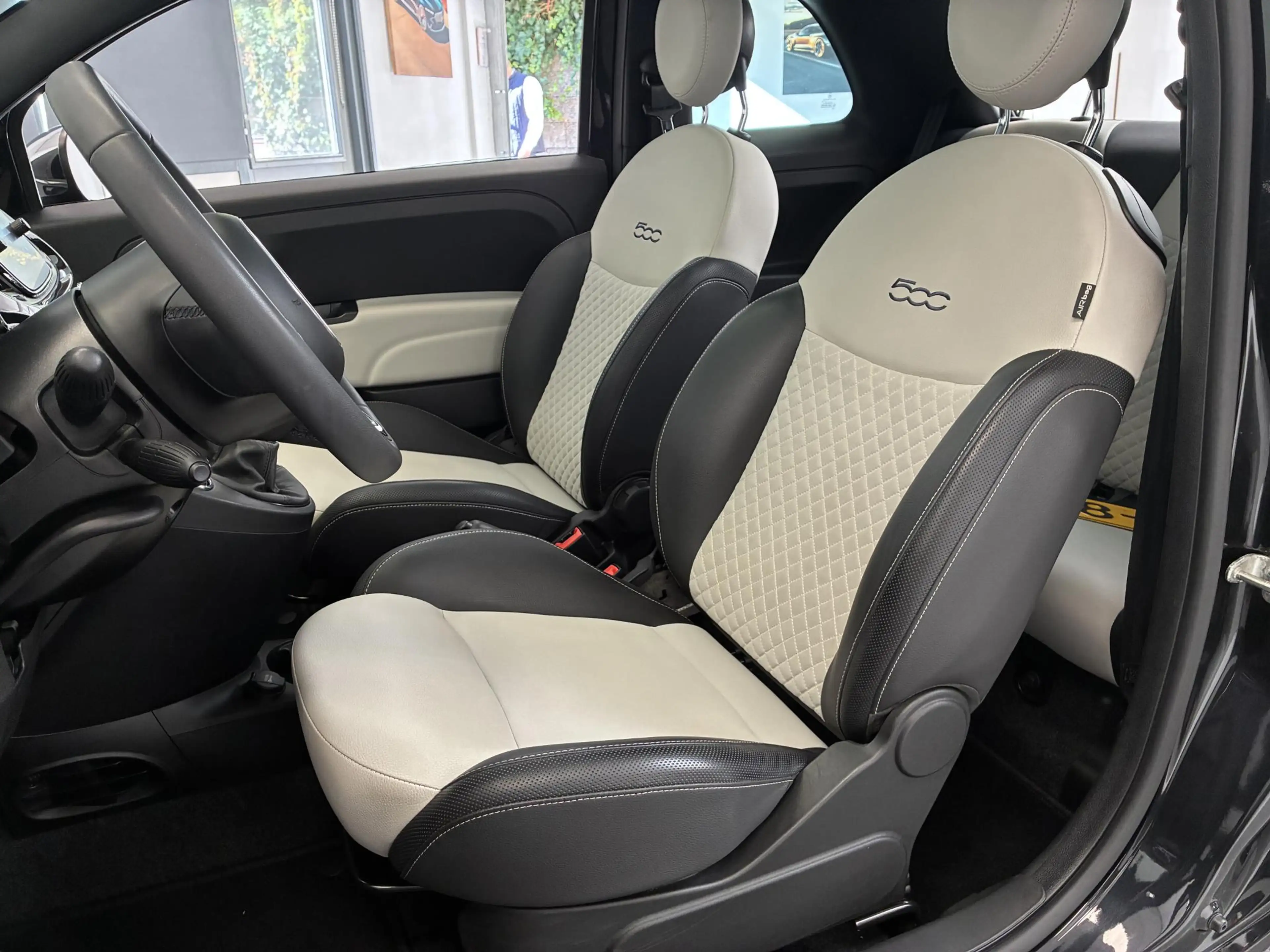 Fiat 500 1.0 Hybrid Dolcevita | PANO | CARPLAY | PDC | — photo 4