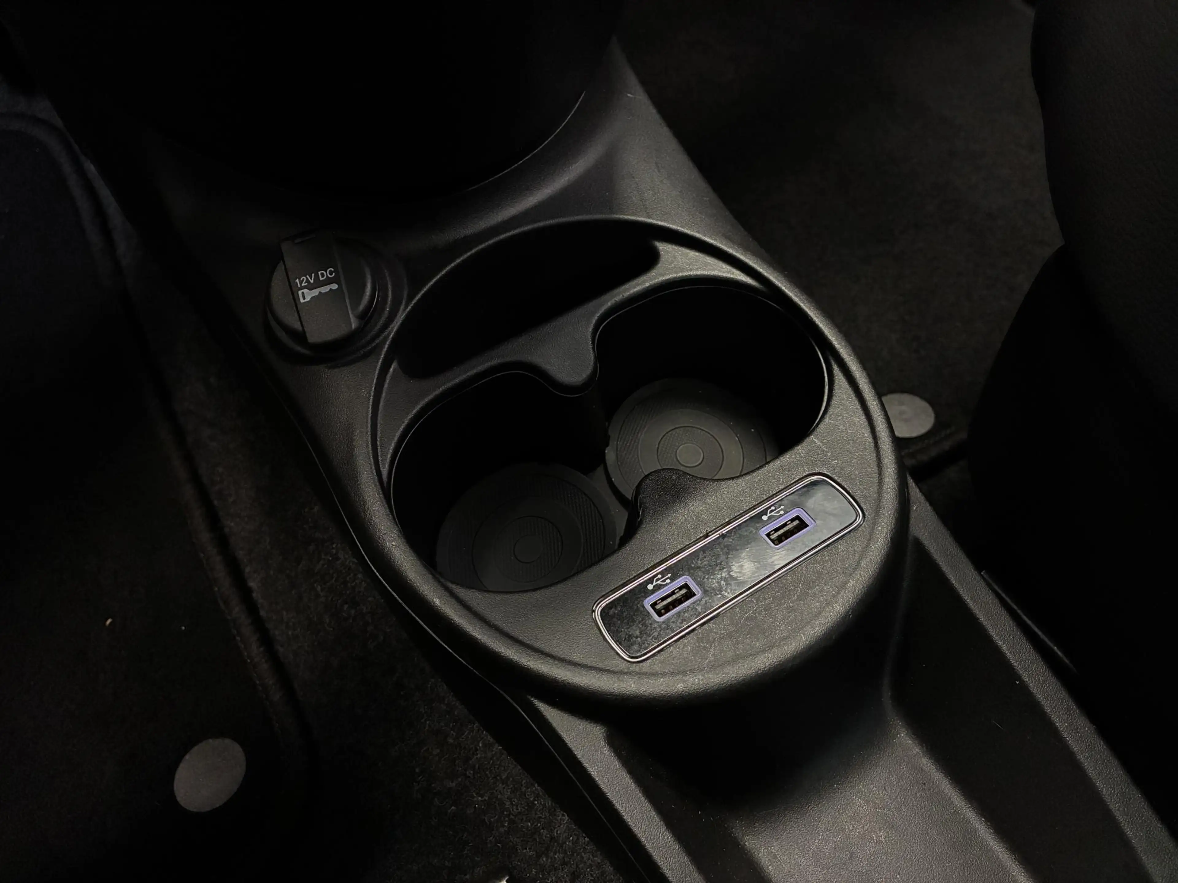 Fiat 500 1.0 Hybrid Dolcevita | PANO | CARPLAY | PDC | — photo 30