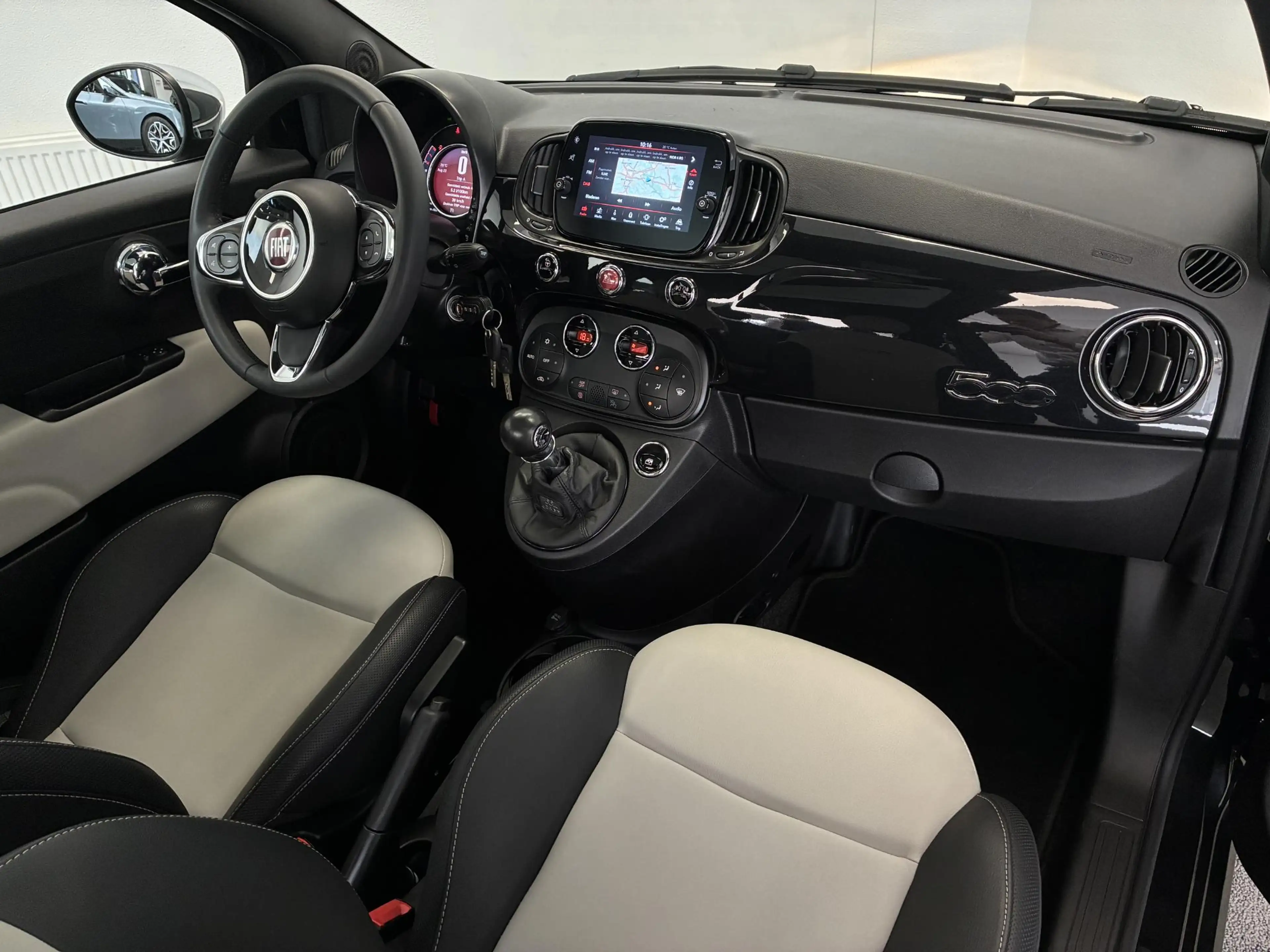 Fiat 500 1.0 Hybrid Dolcevita | PANO | CARPLAY | PDC | — photo 5
