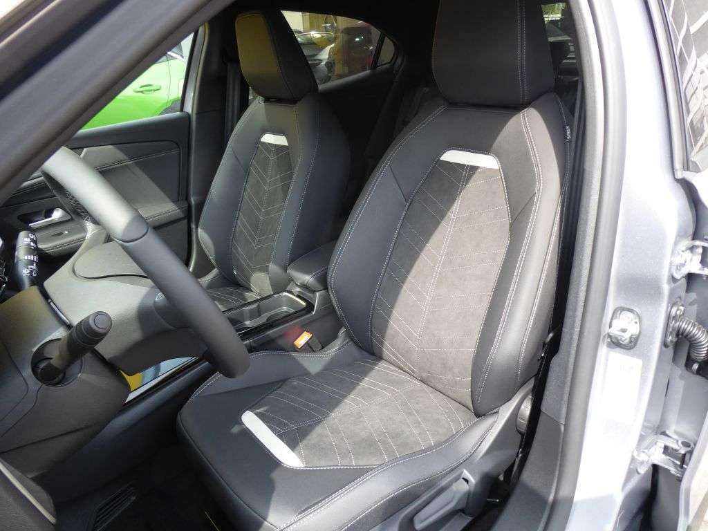 Opel Mokka E