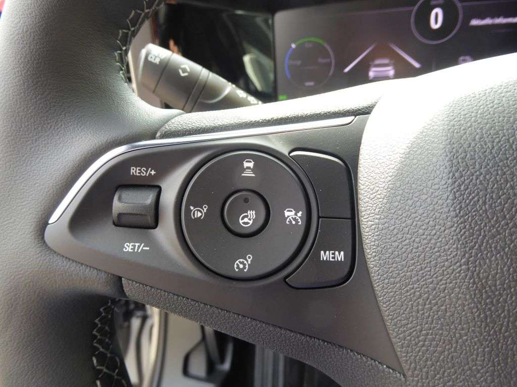 Opel Mokka E
