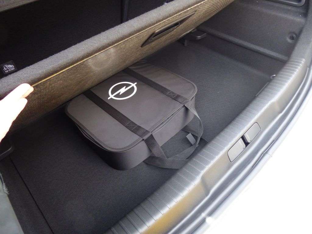Opel Mokka E