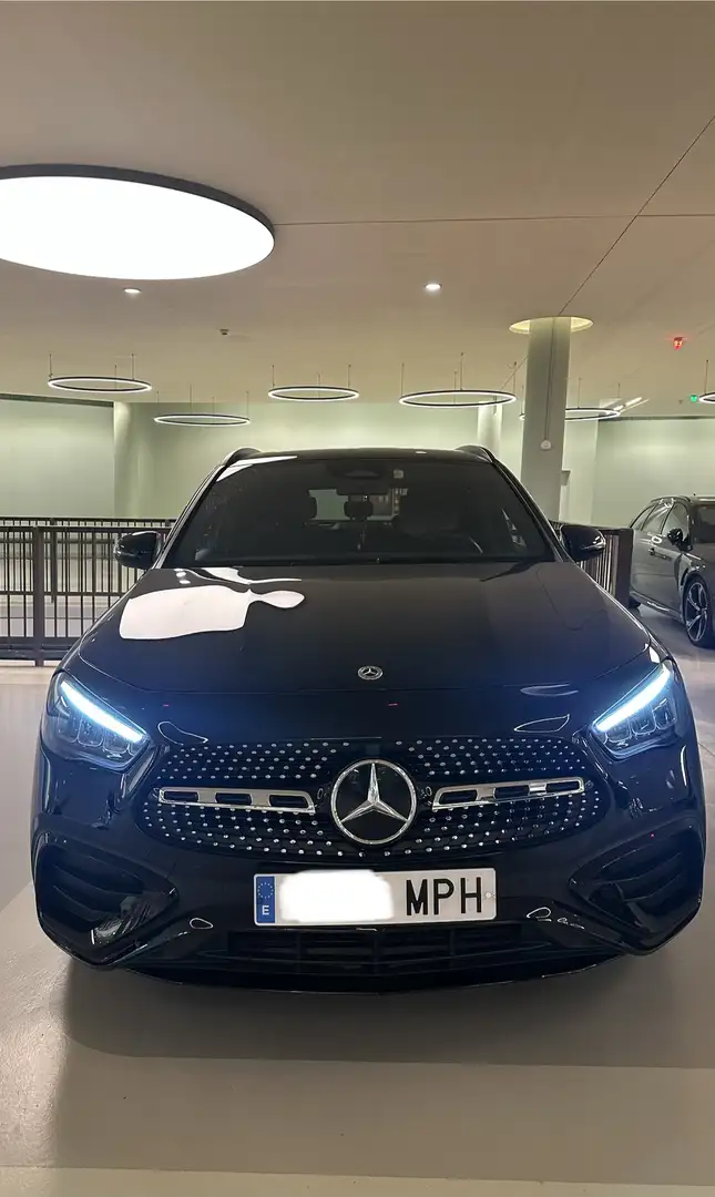 Mercedes-Benz GLA 250 250e - 1