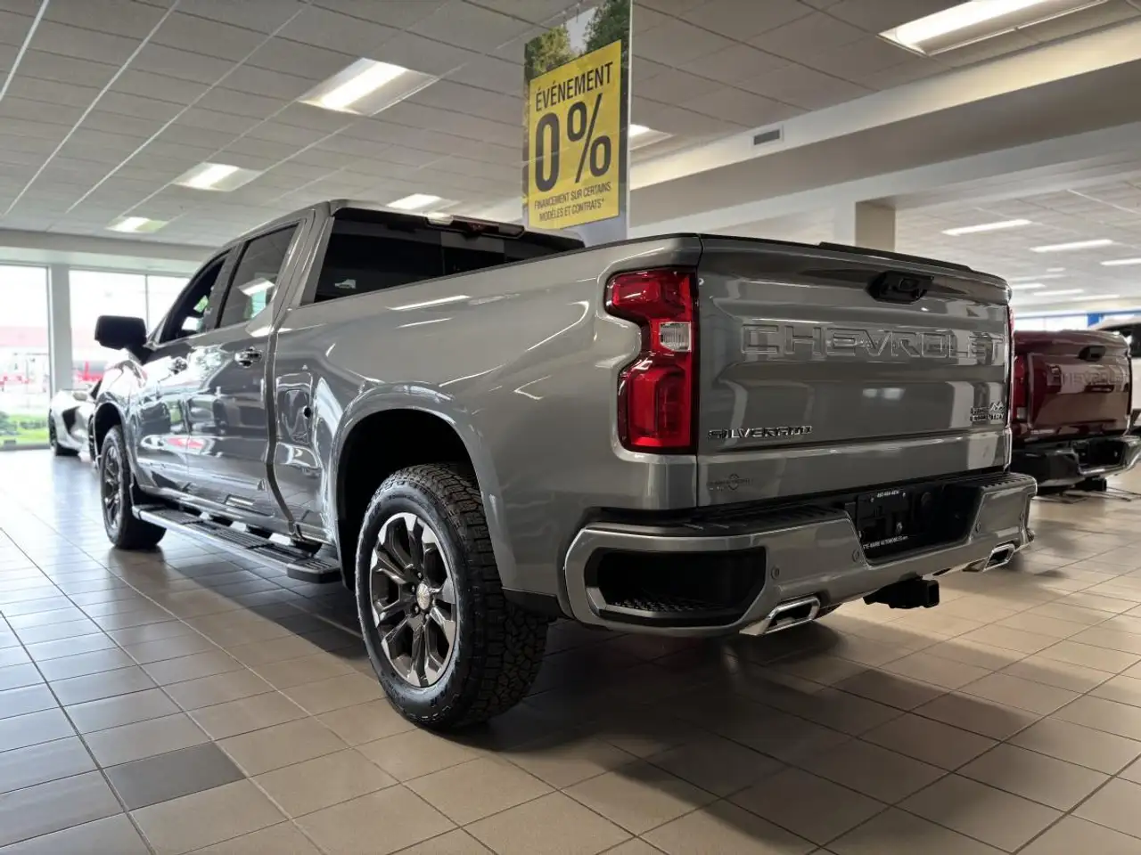Chevrolet Silverado 1500 снимка Chevrolet Silverado 1500