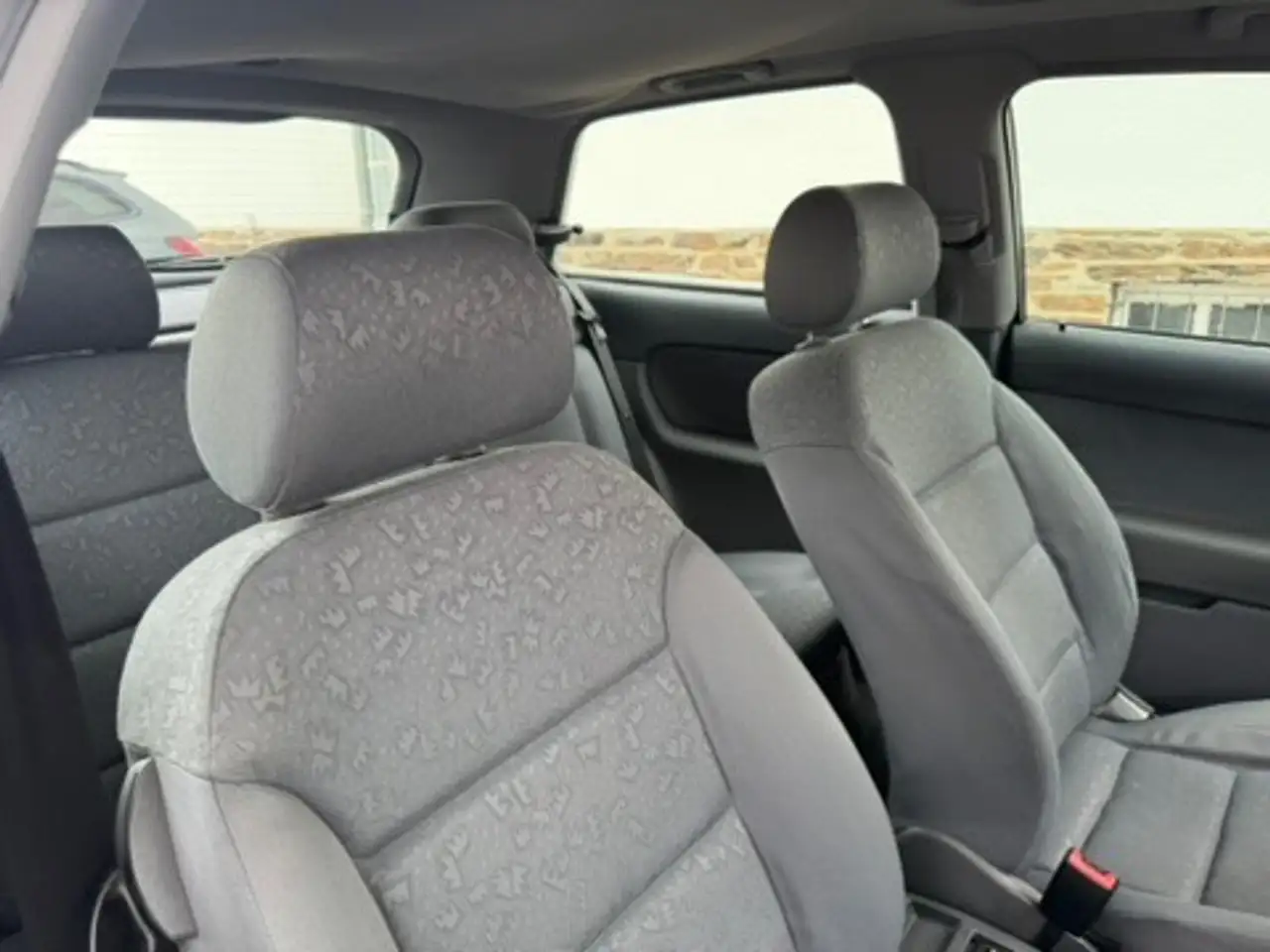 Audi A3 1.8 - Tüv-Asu NEU (06-2028) -, foto 10
