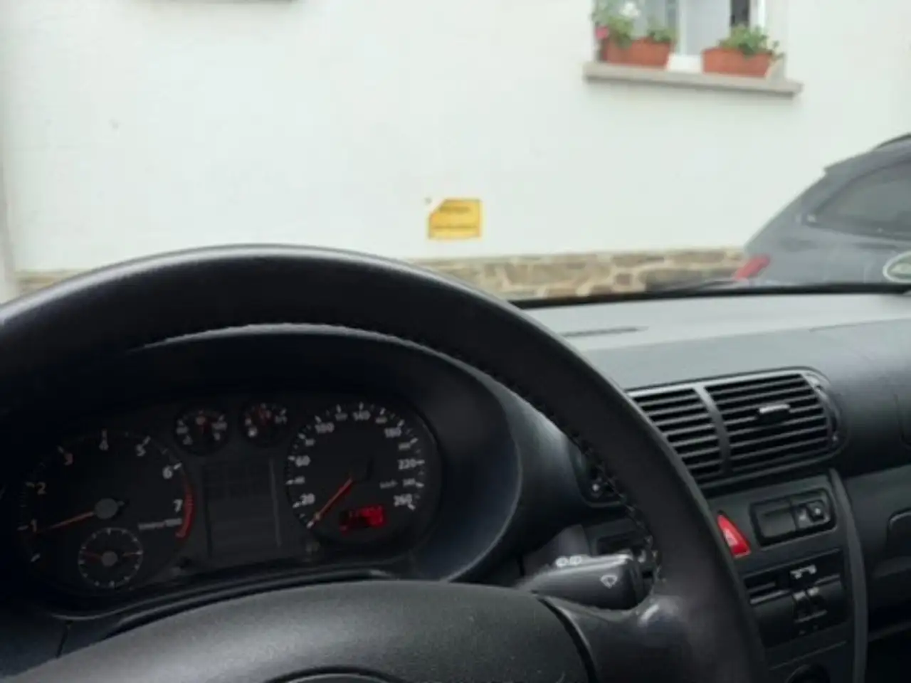 Audi A3 1.8 - Tüv-Asu NEU (06-2028) -, foto 11