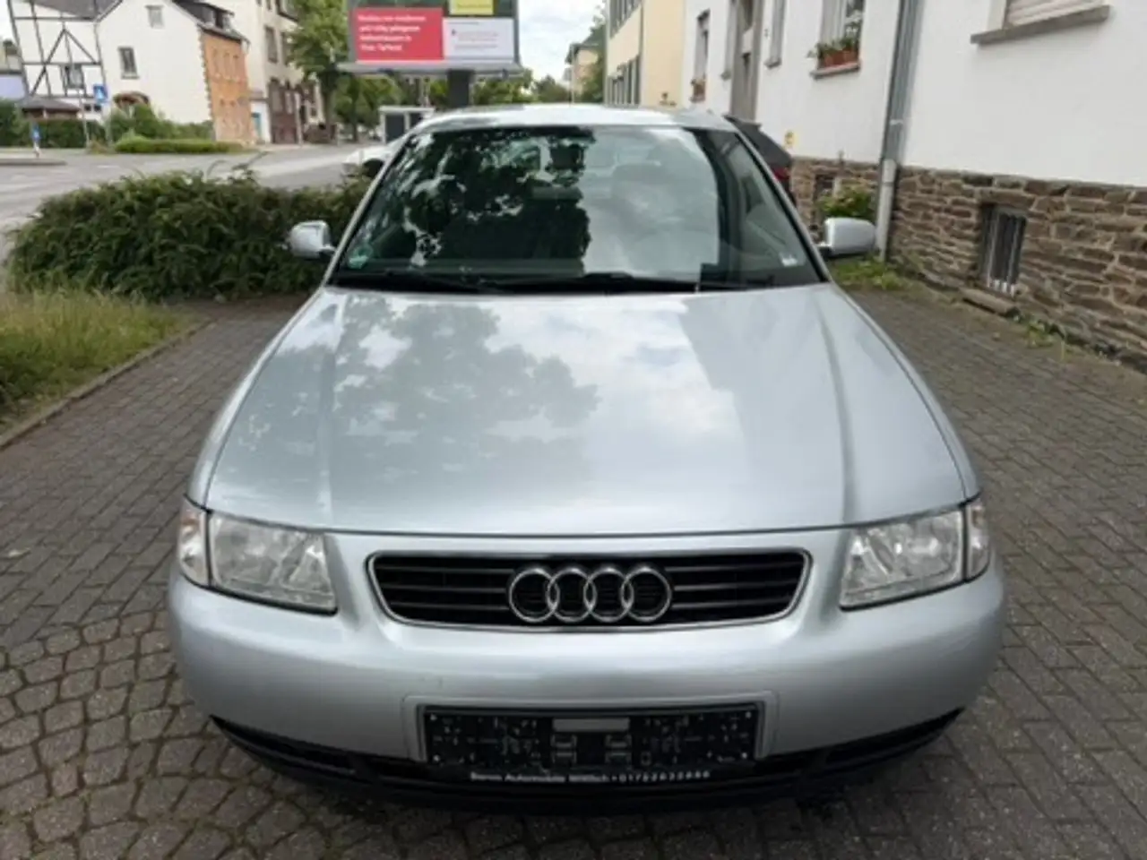 Audi A3 1.8 - Tüv-Asu NEU (06-2028) -, foto 2