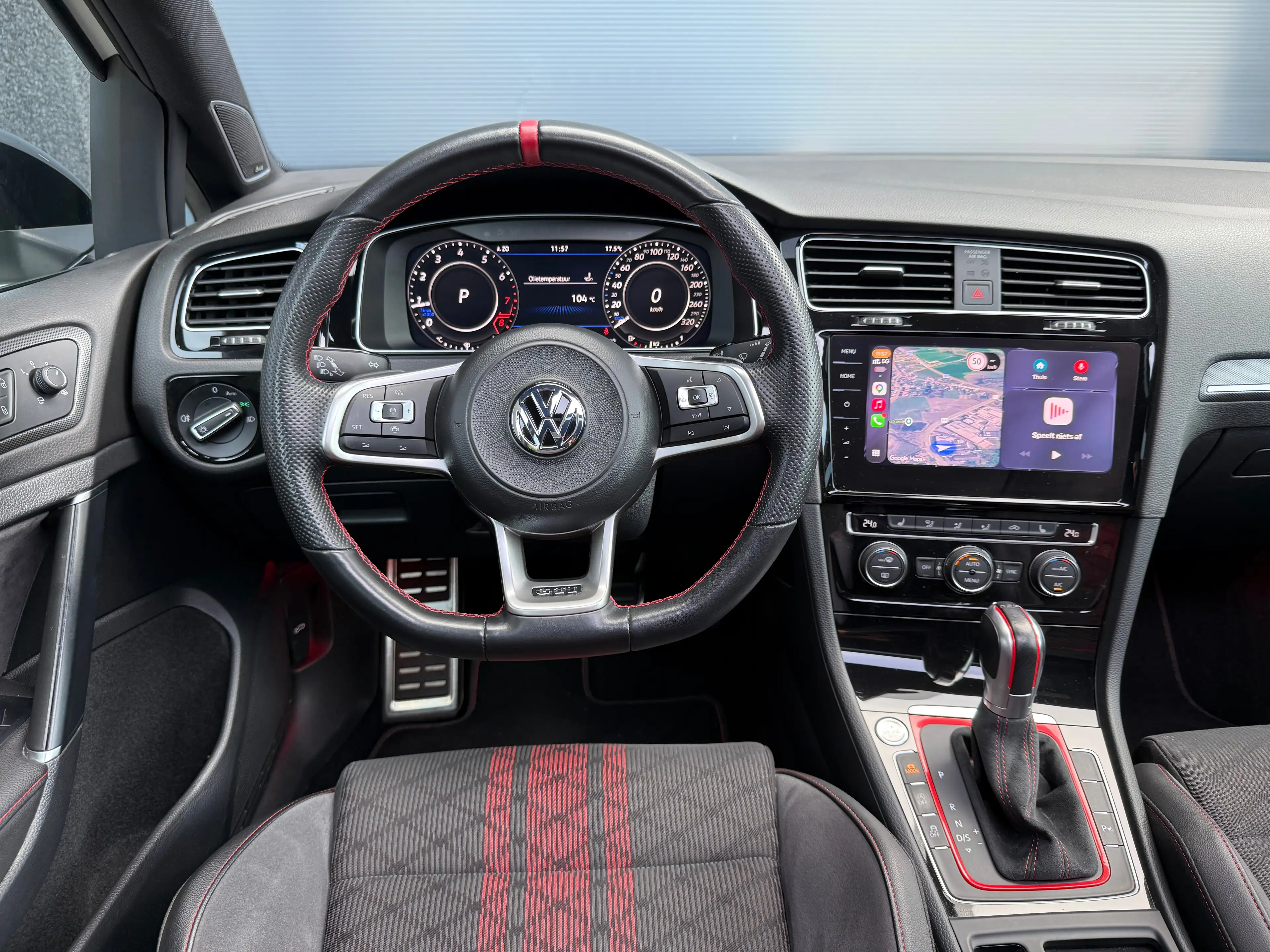 Volkswagen Golf GTI TCR - AKRA - DCC - PANO - KEYLESS - DYNAUDIO — photo 12
