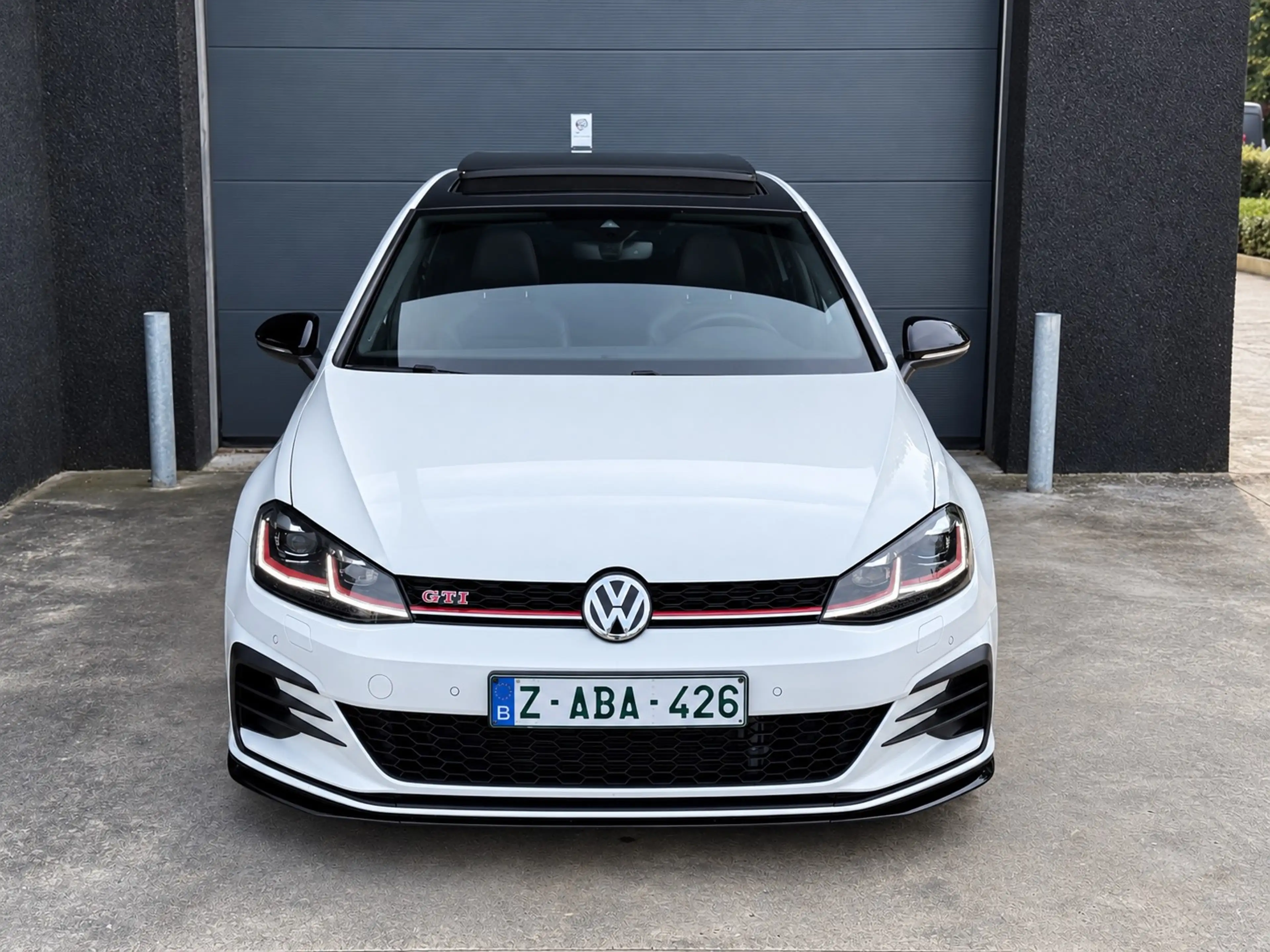 Volkswagen Golf GTI TCR - AKRA - DCC - PANO - KEYLESS - DYNAUDIO — photo 2