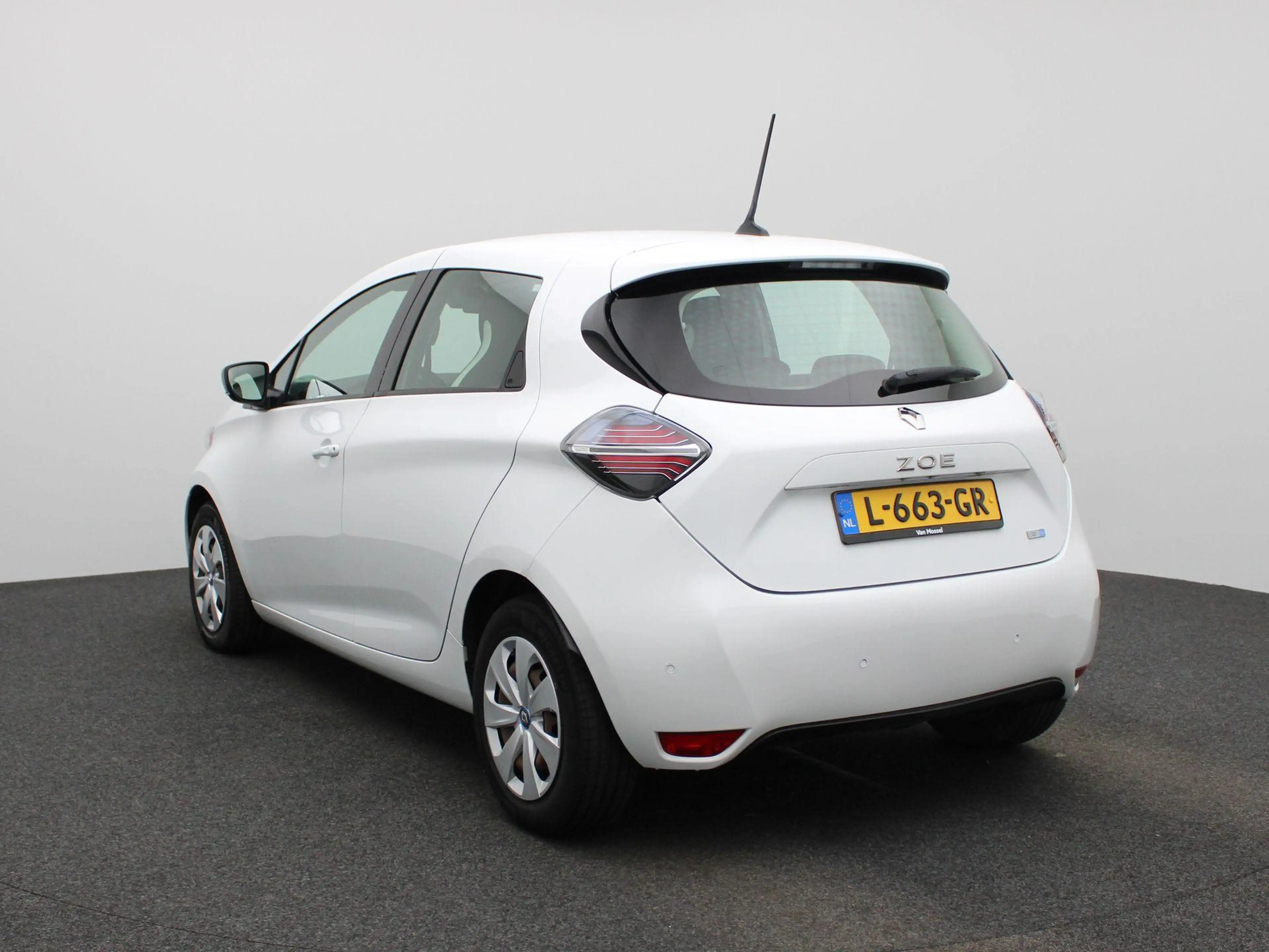 Renault ZOE R110 Life 52 kWh | Apple Carplay / Android Auto | — photo 2