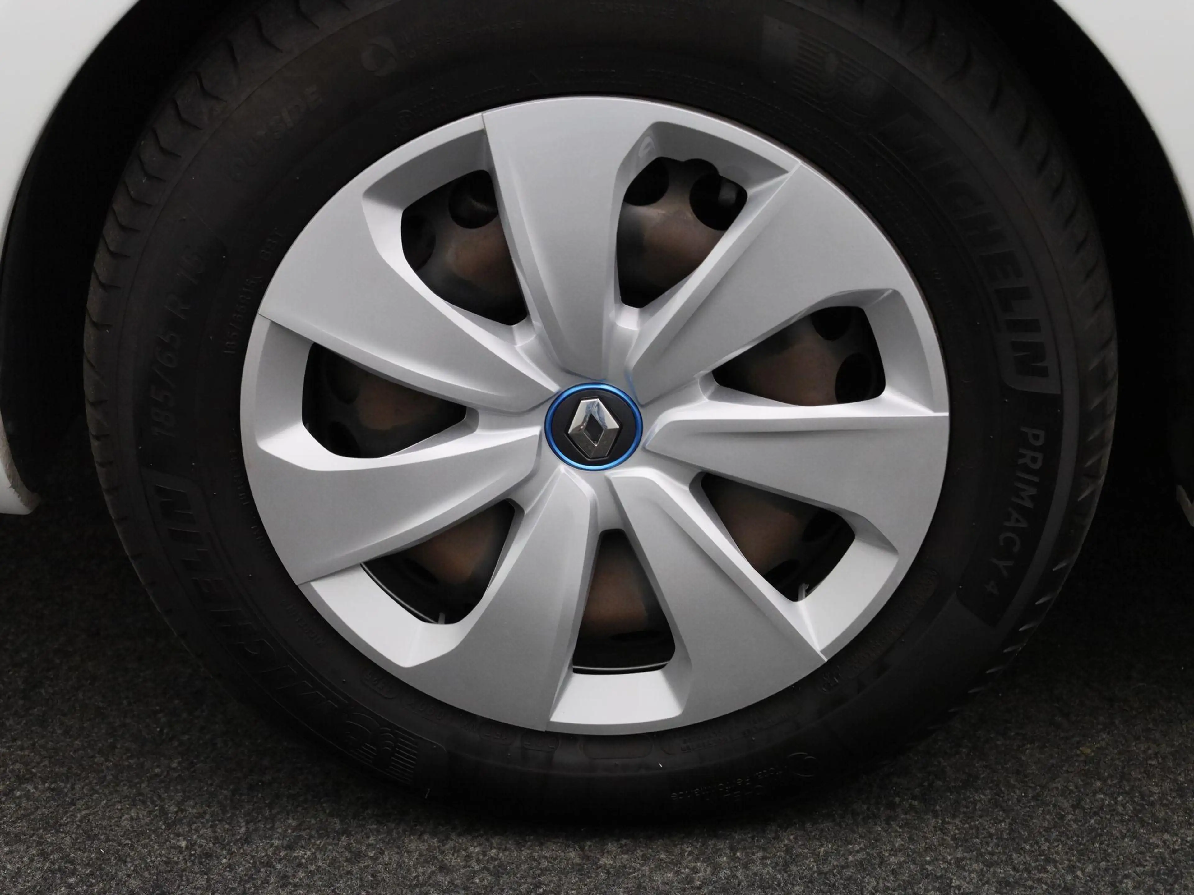 Renault ZOE R110 Life 52 kWh | Apple Carplay / Android Auto | — photo 13