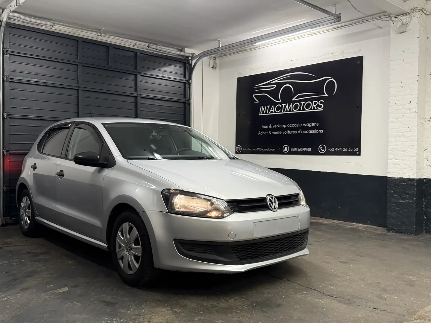 Volkswagen Polo 1.2i Trendline 126.000 KM 2013 CarPlay Camera Zilver - 1