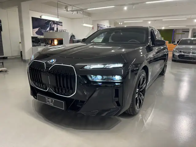 BMW 750 750eXAS PHEV (360 kW)