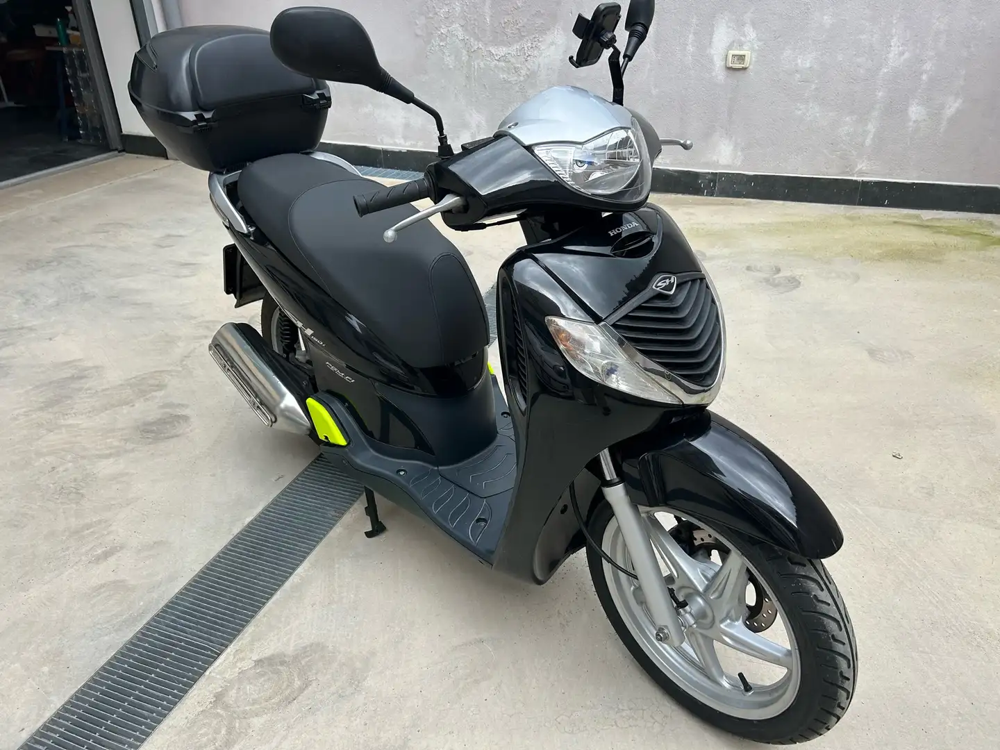 Honda SH 150 - 1