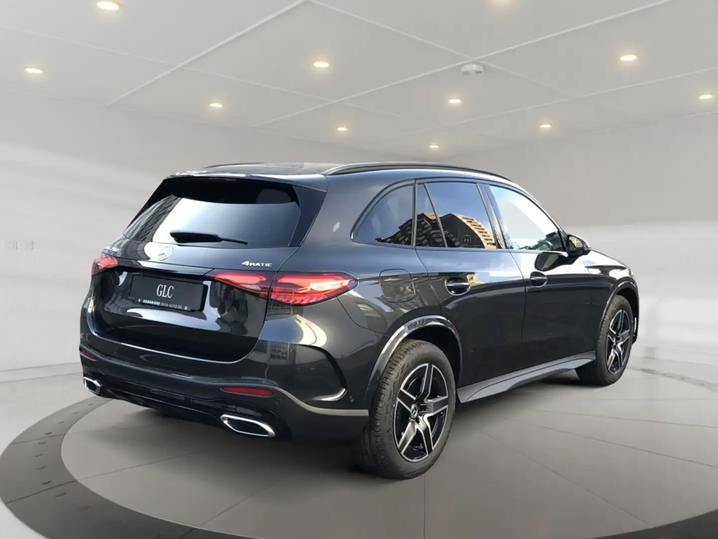 Mercedes-Benz GLC 200 4MATIC +MBUX+AMG+Pano+AHK+SpurW+S-Sitz Gris - 2
