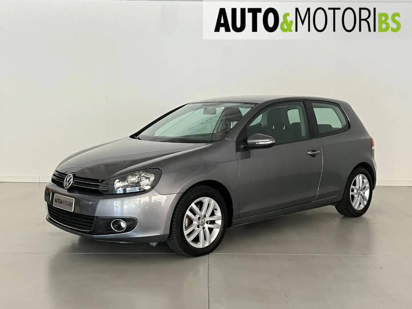 Volkswagen Golf 1.4 TSI 122CV DSG 5p. Highline Gris - 1