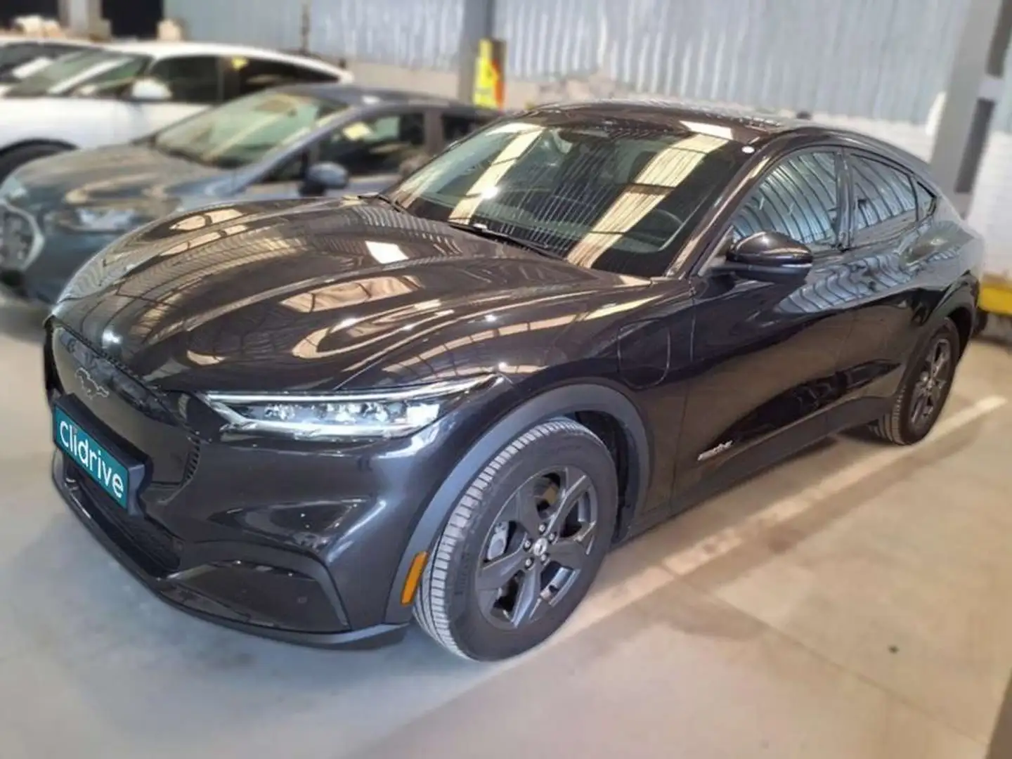 Ford Mustang Mach-E 216kW Batería 98.8Kwh Gris - 2