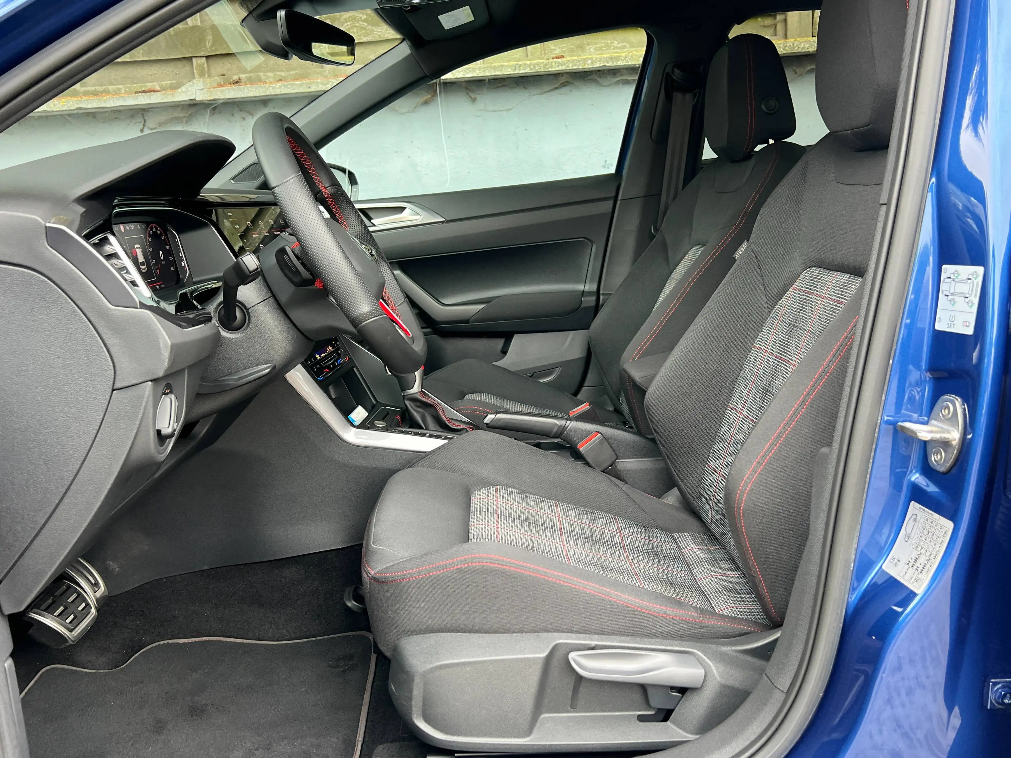 Volkswagen Polo GTI 2.0 TSI 207cv DSG  Pack Sport (17123km) — photo 12