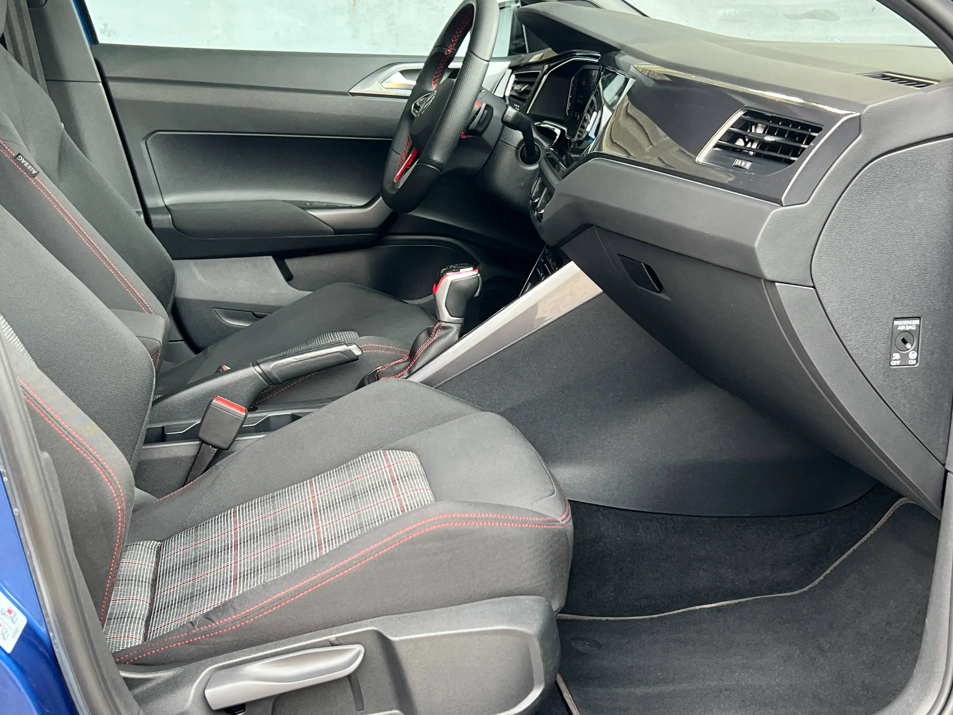 Volkswagen Polo GTI 2.0 TSI 207cv DSG  Pack Sport (17123km) — photo 13