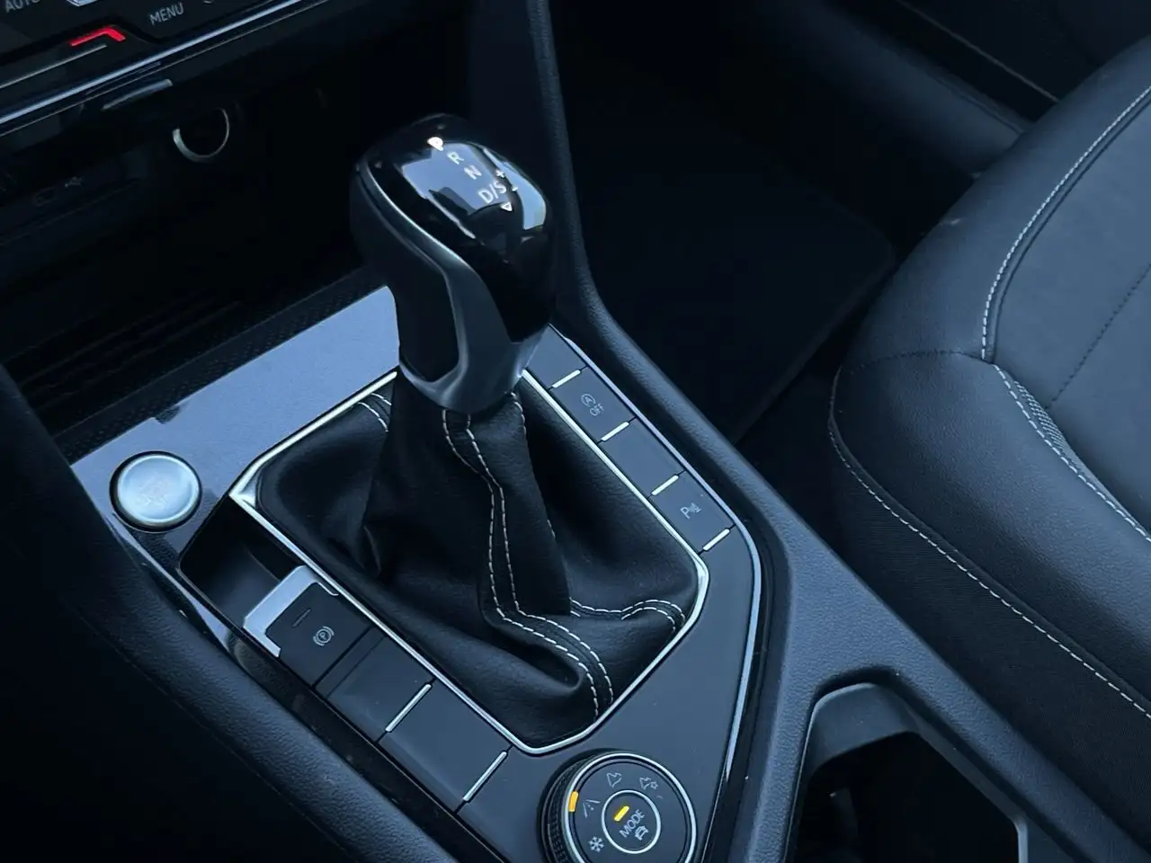 Volkswagen Taos снимка Volkswagen Taos