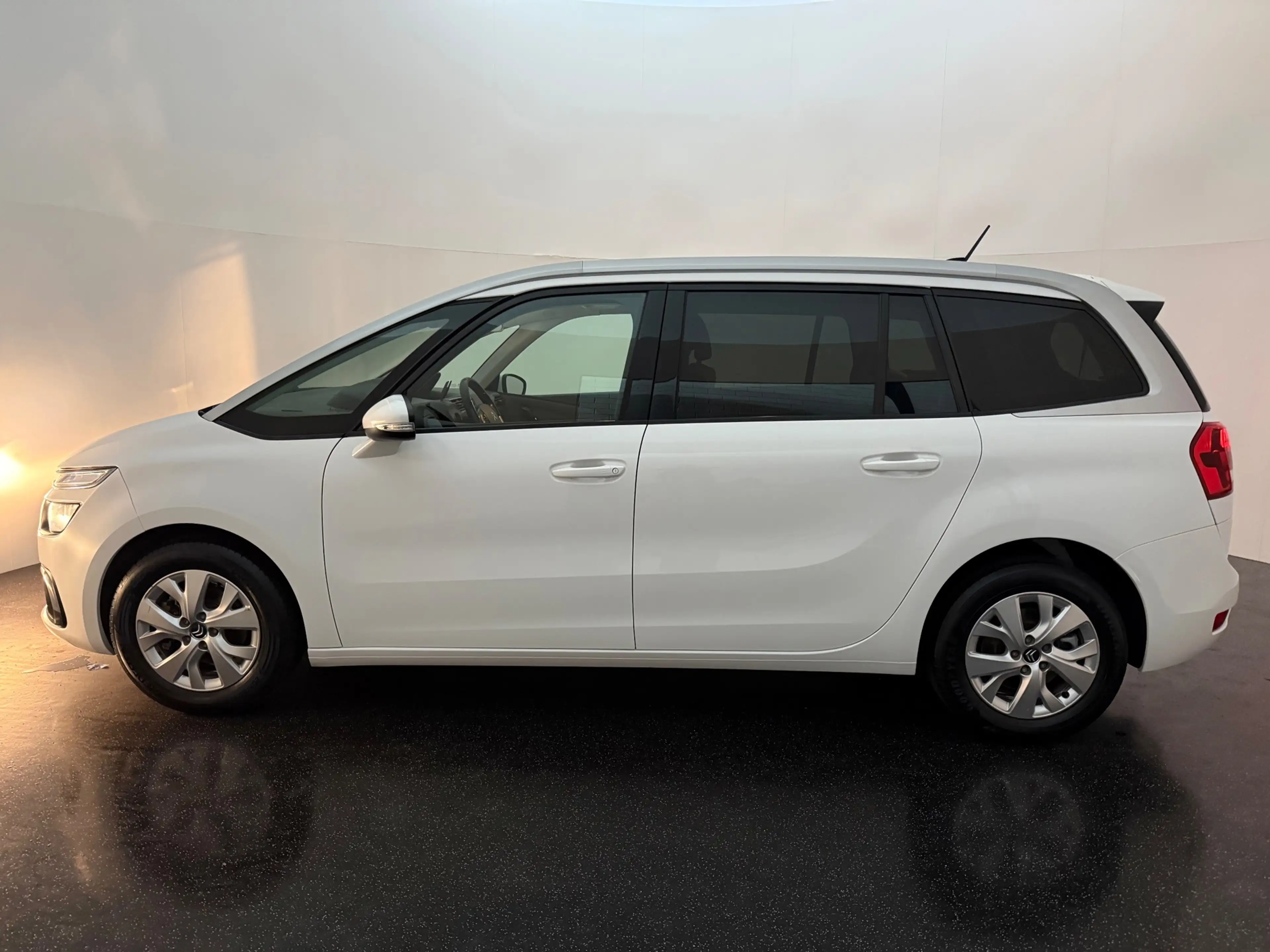 Citroen Grand C4 SpaceTourer 1.2 PureTech AUT Business 7 zits — photo 3