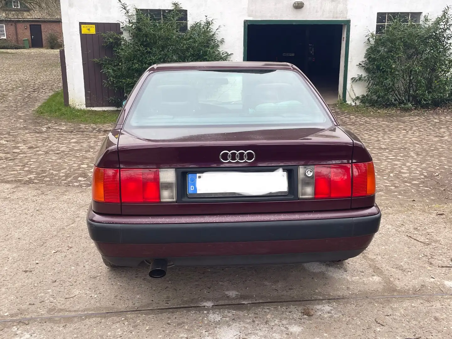 Audi 100 2.0 E Czerwony - 2