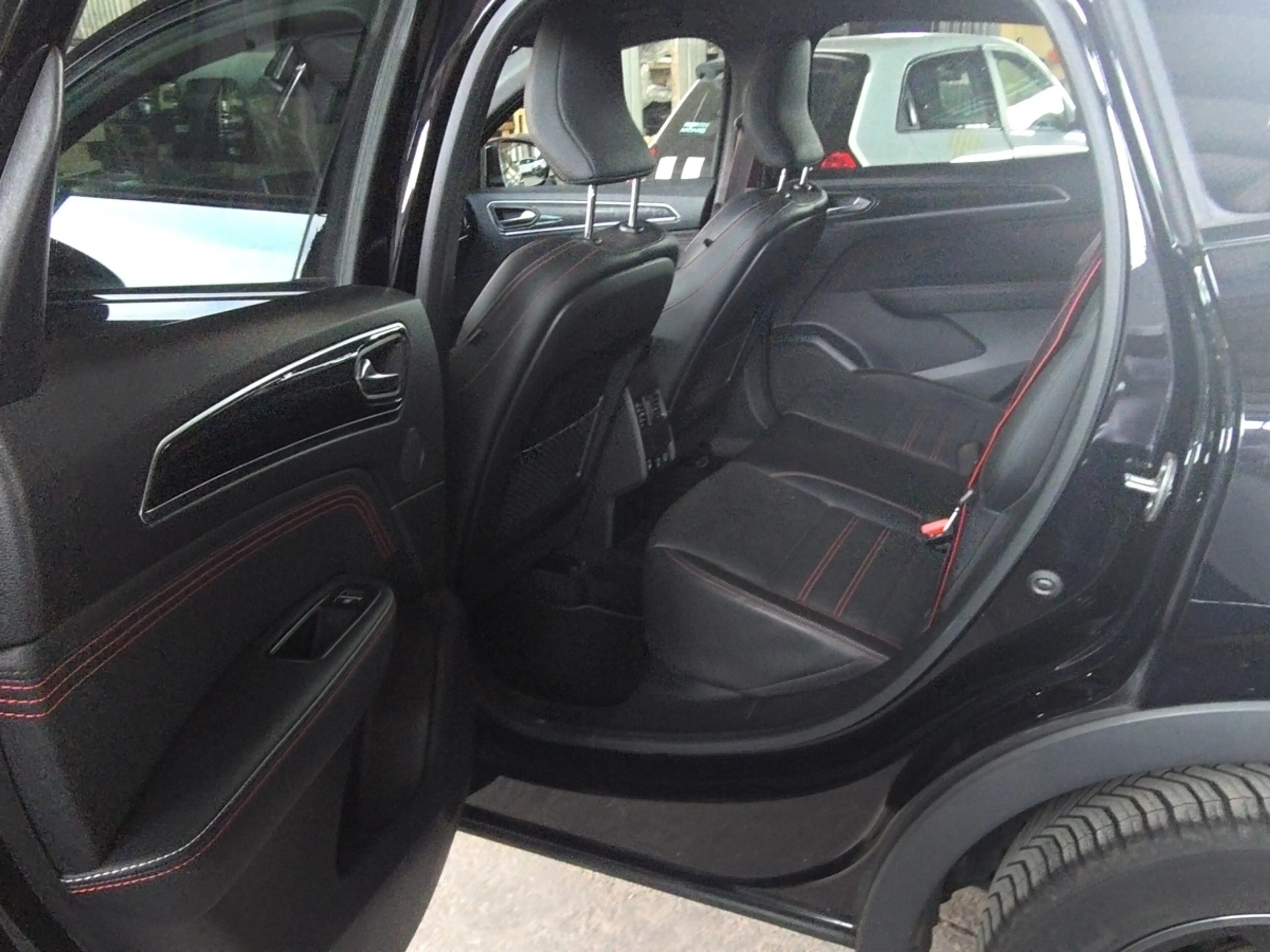 Renault Arkana R.S. LINE TCe 140 EDC PDC Klima Navi — photo 10