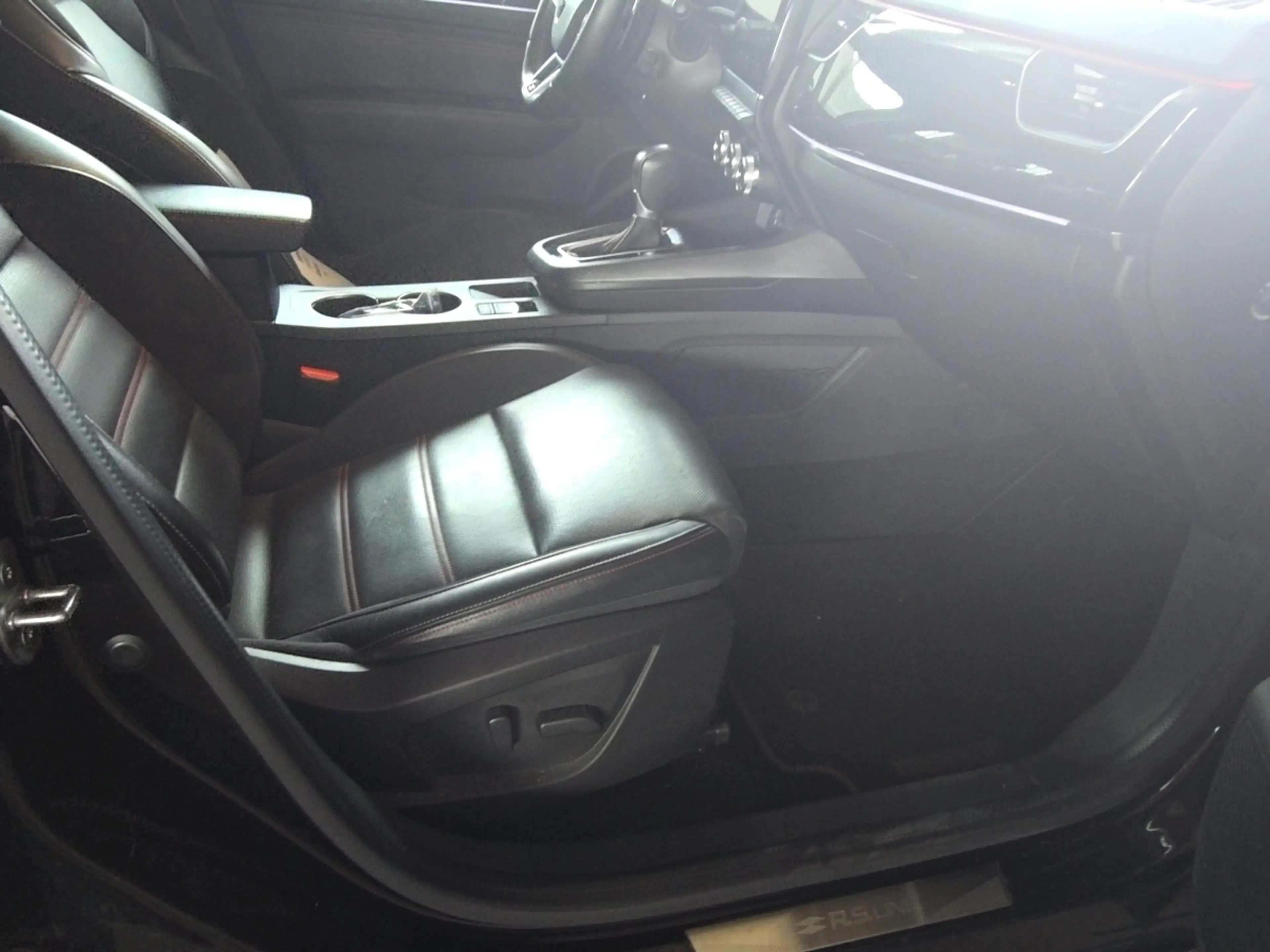 Renault Arkana R.S. LINE TCe 140 EDC PDC Klima Navi — photo 8