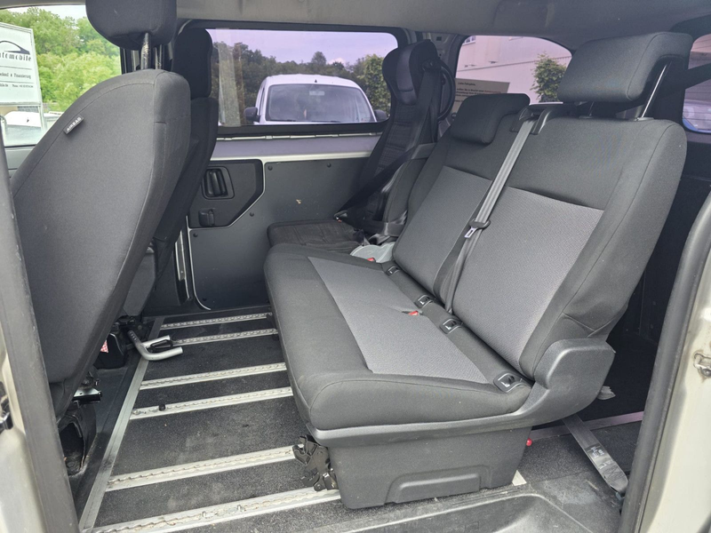 Peugeot Expert Kombi L2 Rollstuhlrampe — photo 12