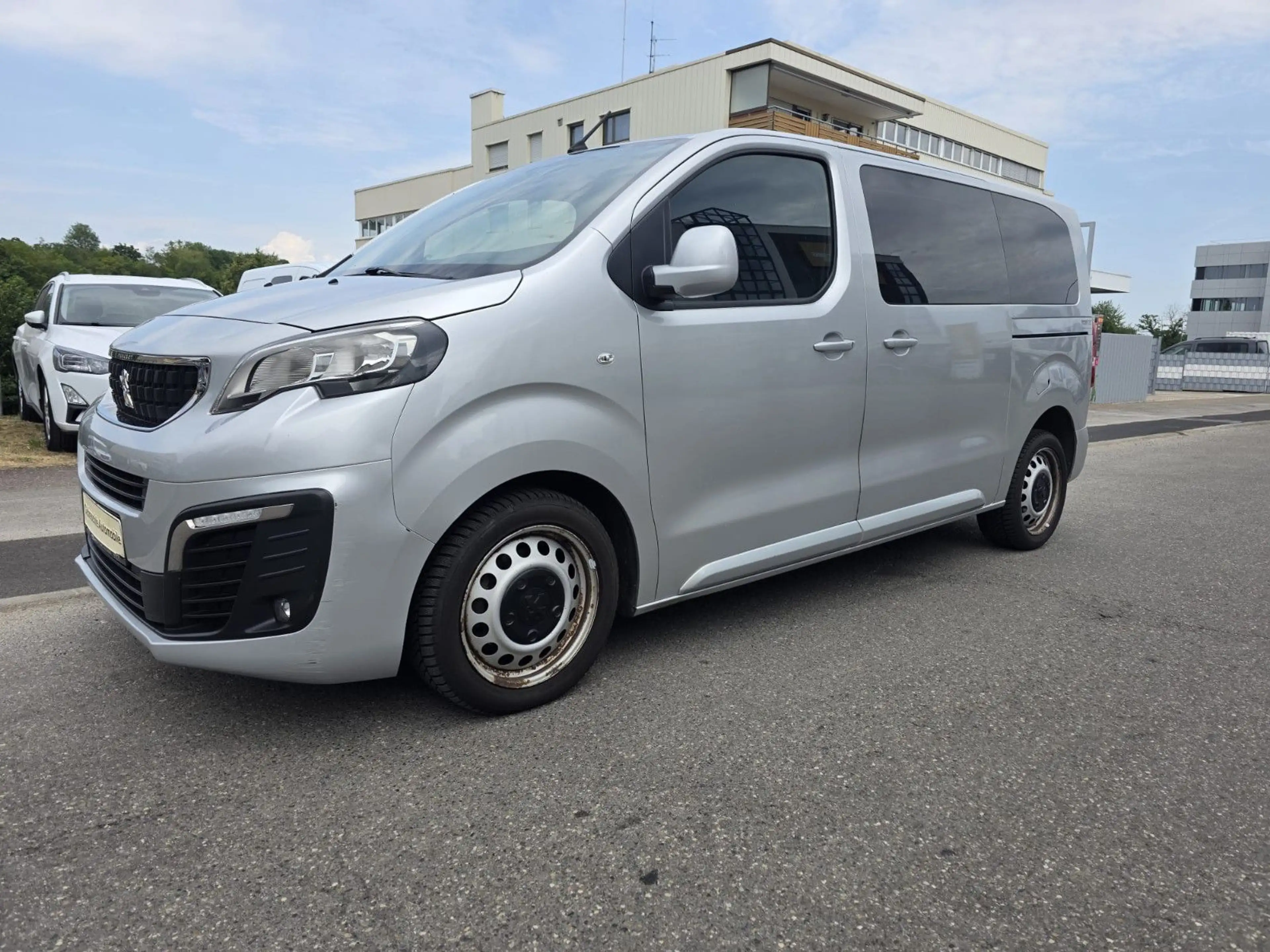 Peugeot Expert Kombi L2 Rollstuhlrampe — photo 3