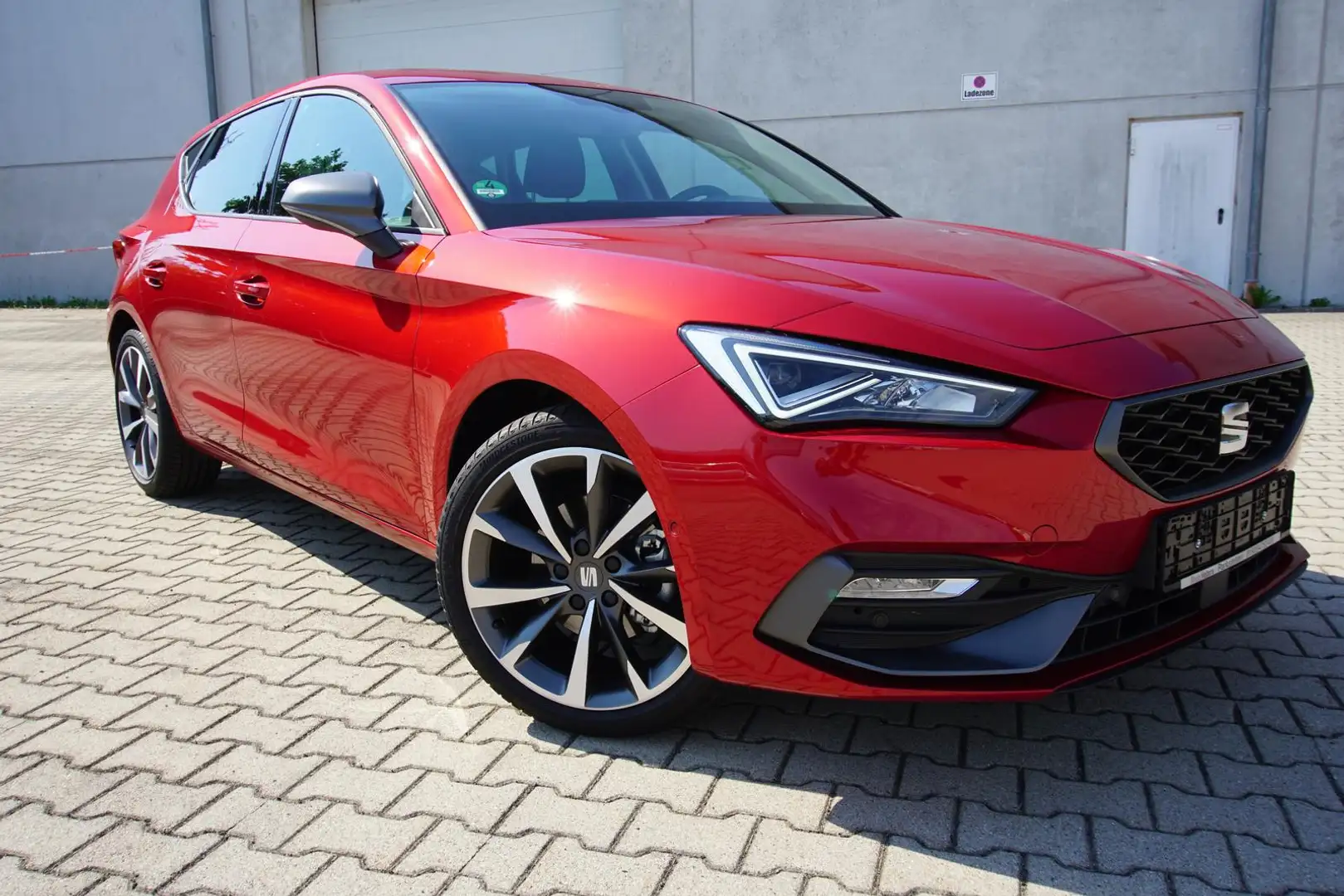 SEAT Leon 1.5TSI FR Navi Voll-LED Kamera ACC Rouge - 1