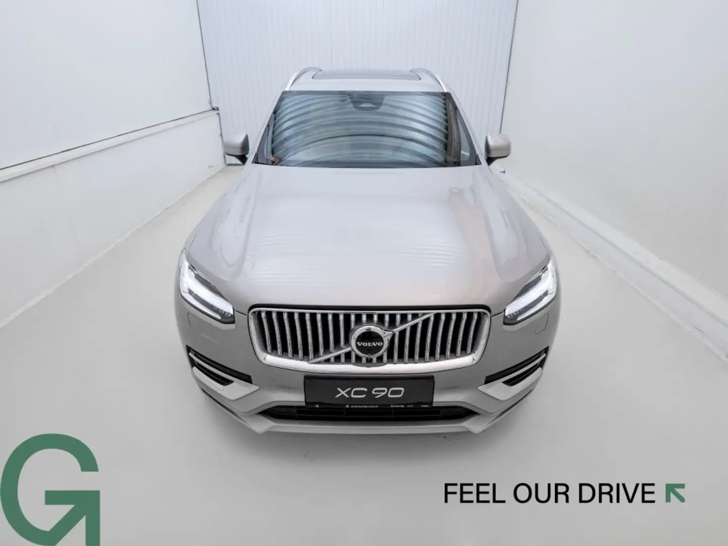Volvo XC90 Ultra, T8 AWD Plug-in Hybrid, Elektrisch/Benzin, Bright, 7 S Zilver - 2