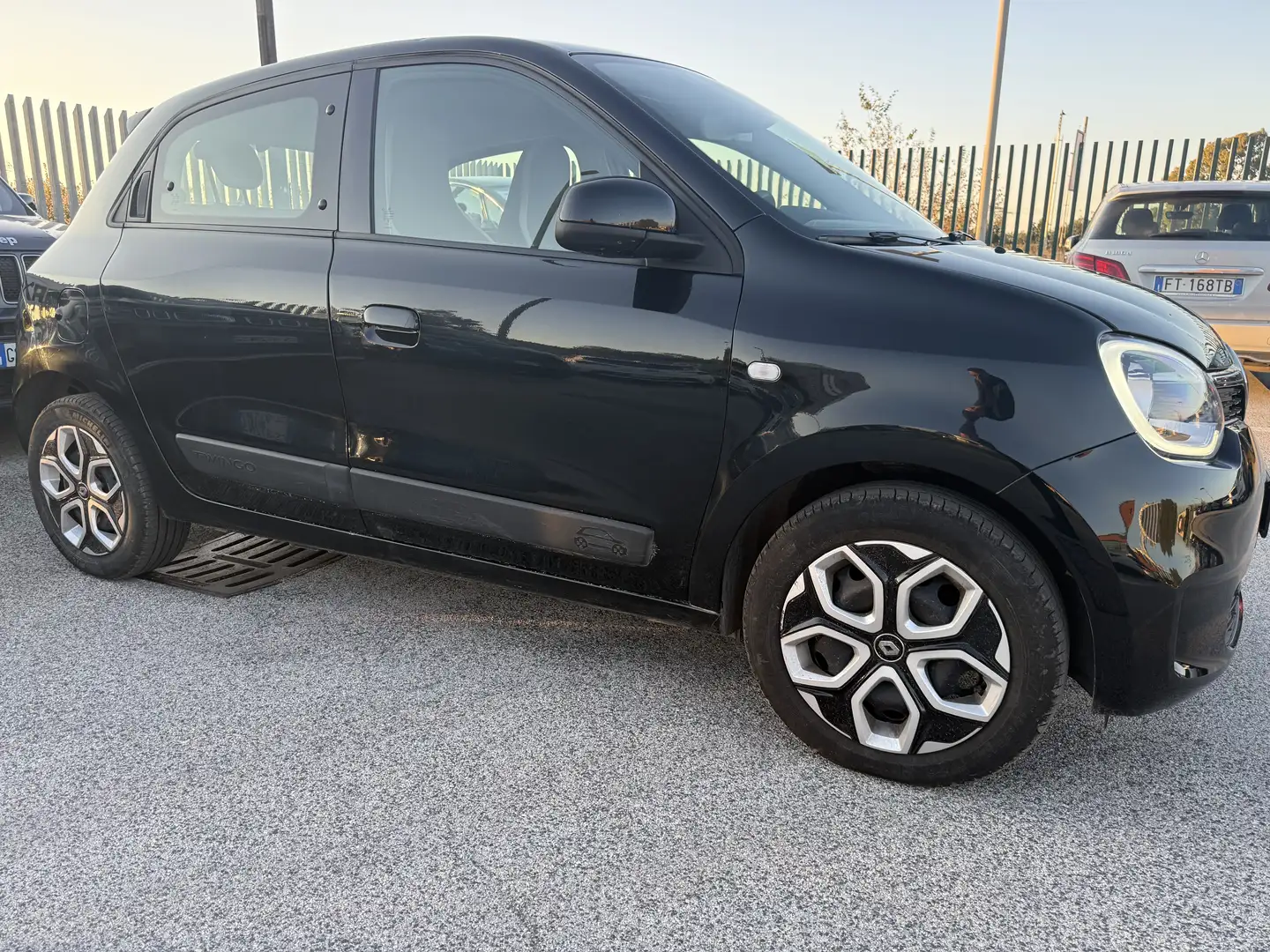 Renault Twingo 1.0 sce Equilibre 65cv Nero - 2