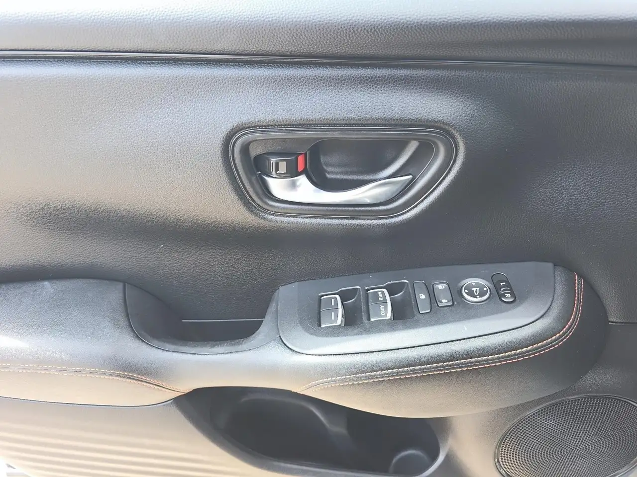 Honda HR-V снимка Honda HR-V