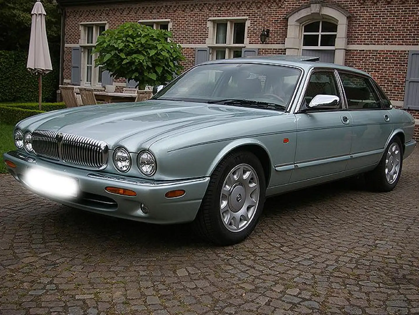 Daimler Super V8 SUPERCHARGED LWB Grün - 1