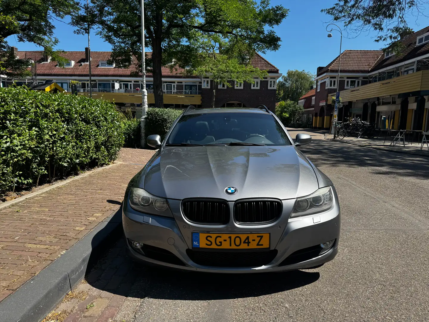 BMW 320 320i Grijs - 2