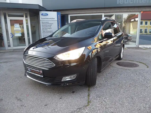 Ford Grand C-Max Grand C-MAX Titanium 1,5 TDCi Powershift