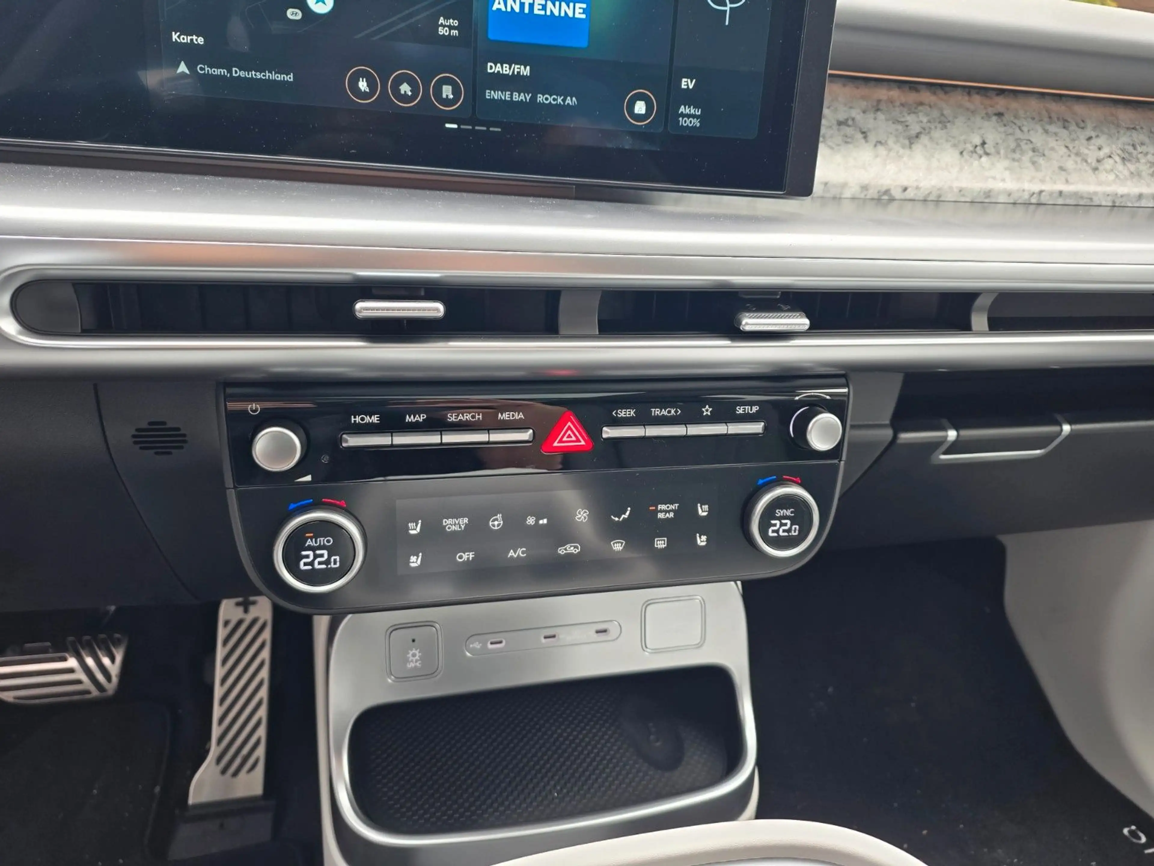 Hyundai IONIQ 9 110 kWh 4WD Uniq Pano Relax-Paket — photo 8