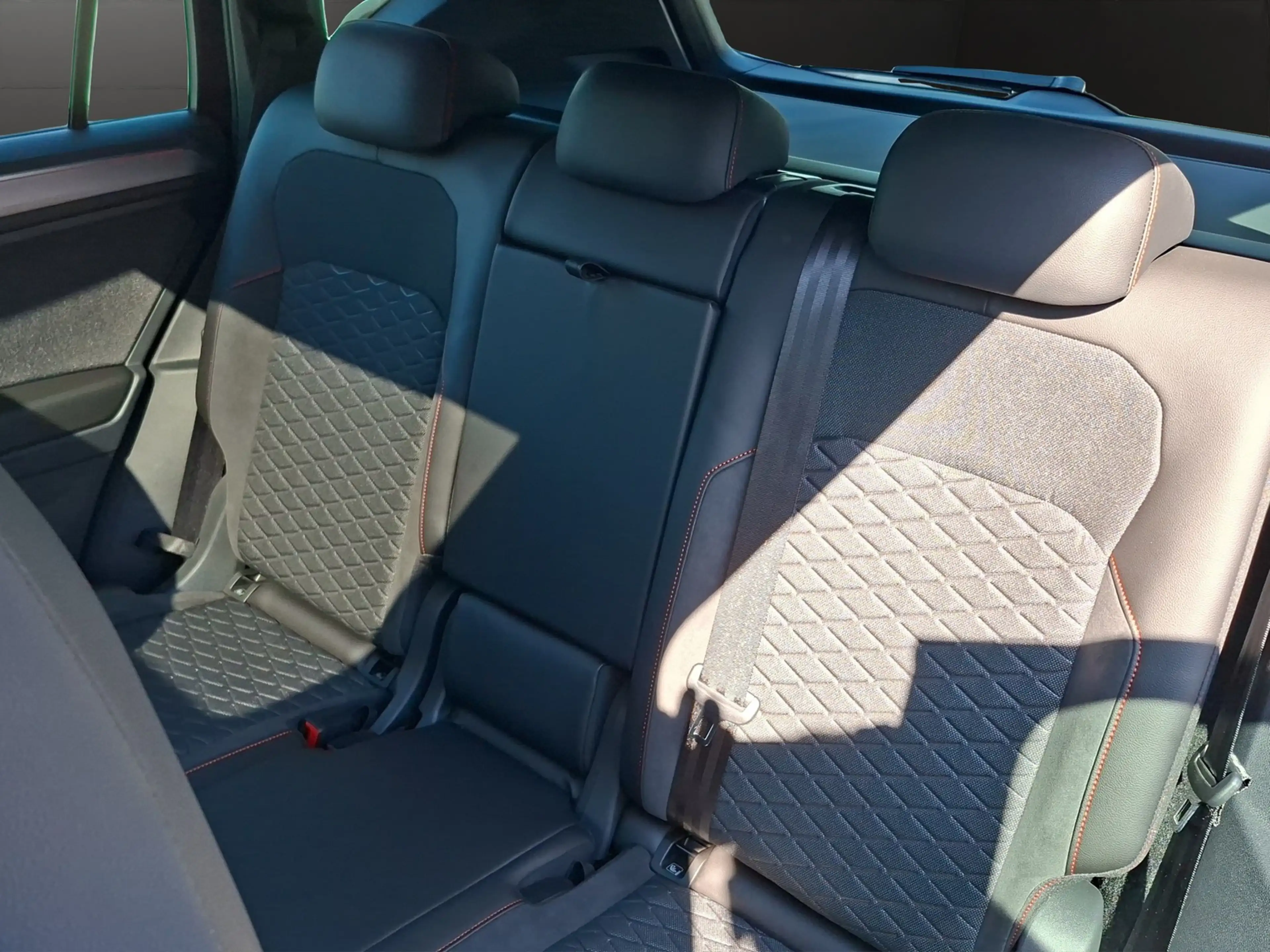 SEAT Tarraco 1.5 TSI DSG FR LED+Navi+ACC+Kamera+AHK — photo 14