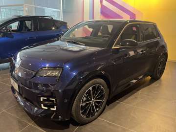 Renault 5 E-Tech Iconic Cinq comfort ranange 150cv