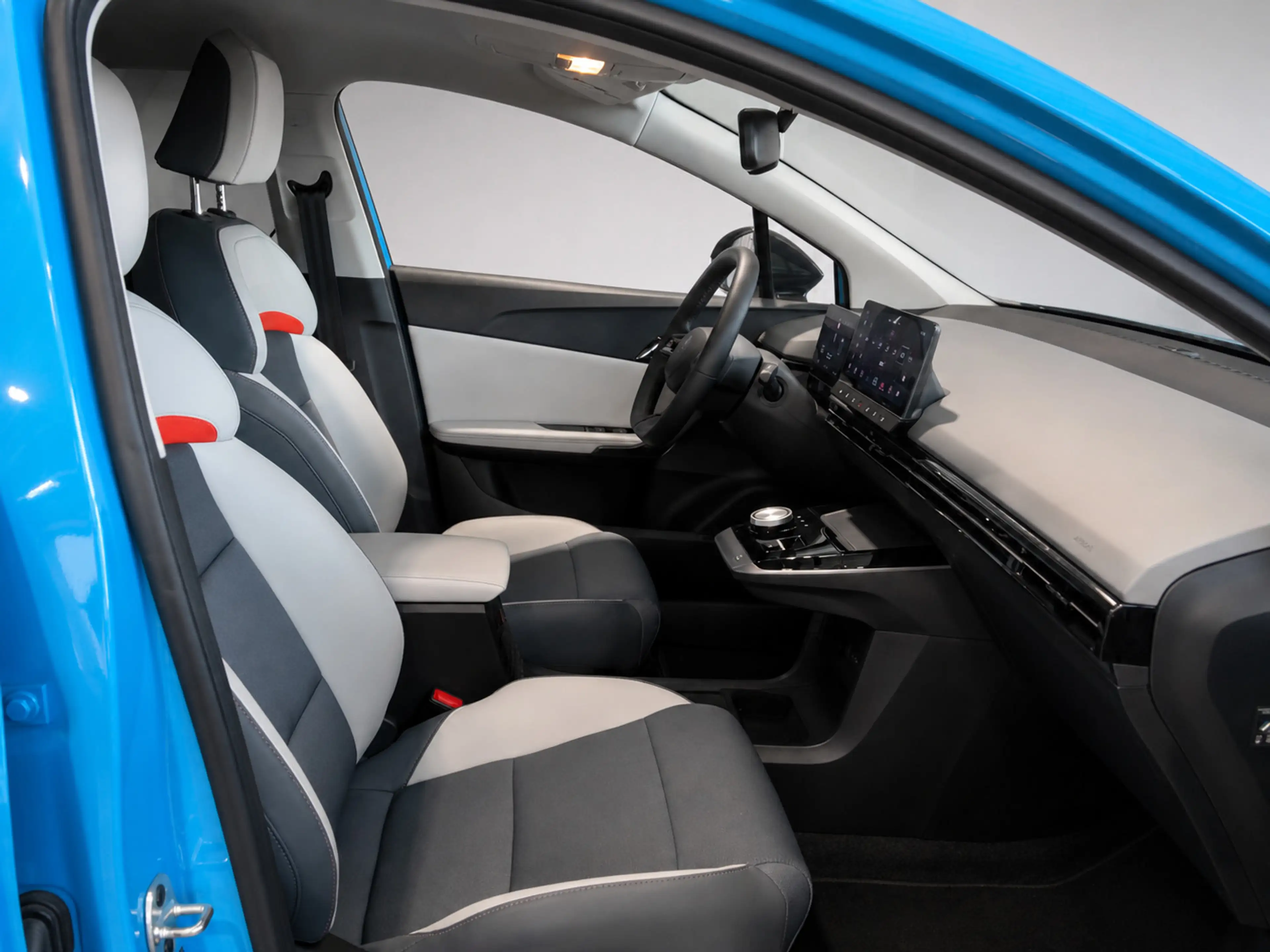 MG MG4 LUXURY*150 KW*360° KAM* — photo 6