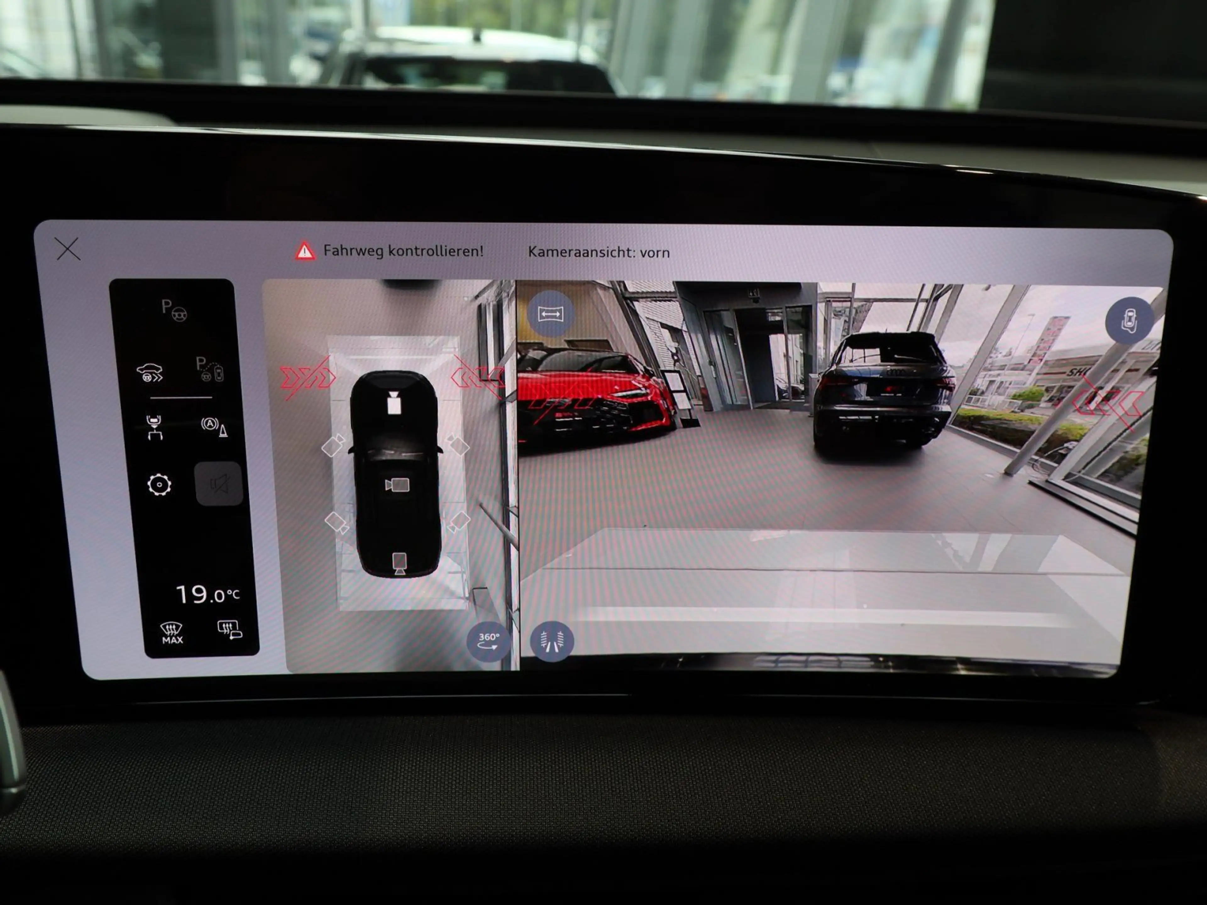 Audi Q7 SUV TDI quattro 220 kW tiptronic — photo 13