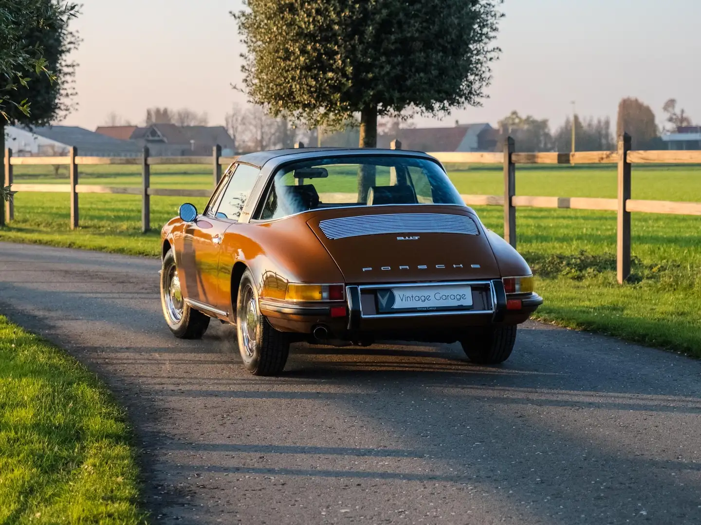 Porsche 911 Targa 911T van 1969 Hnědá - 2